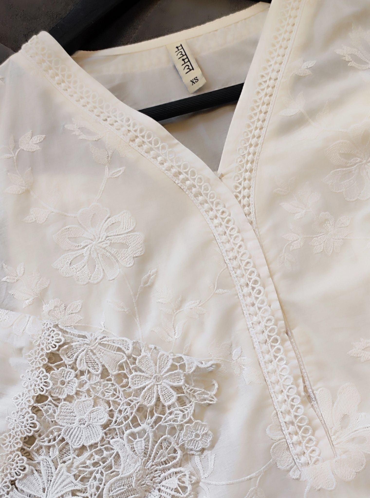 Roli Supima Cotton Off White Kurta Set