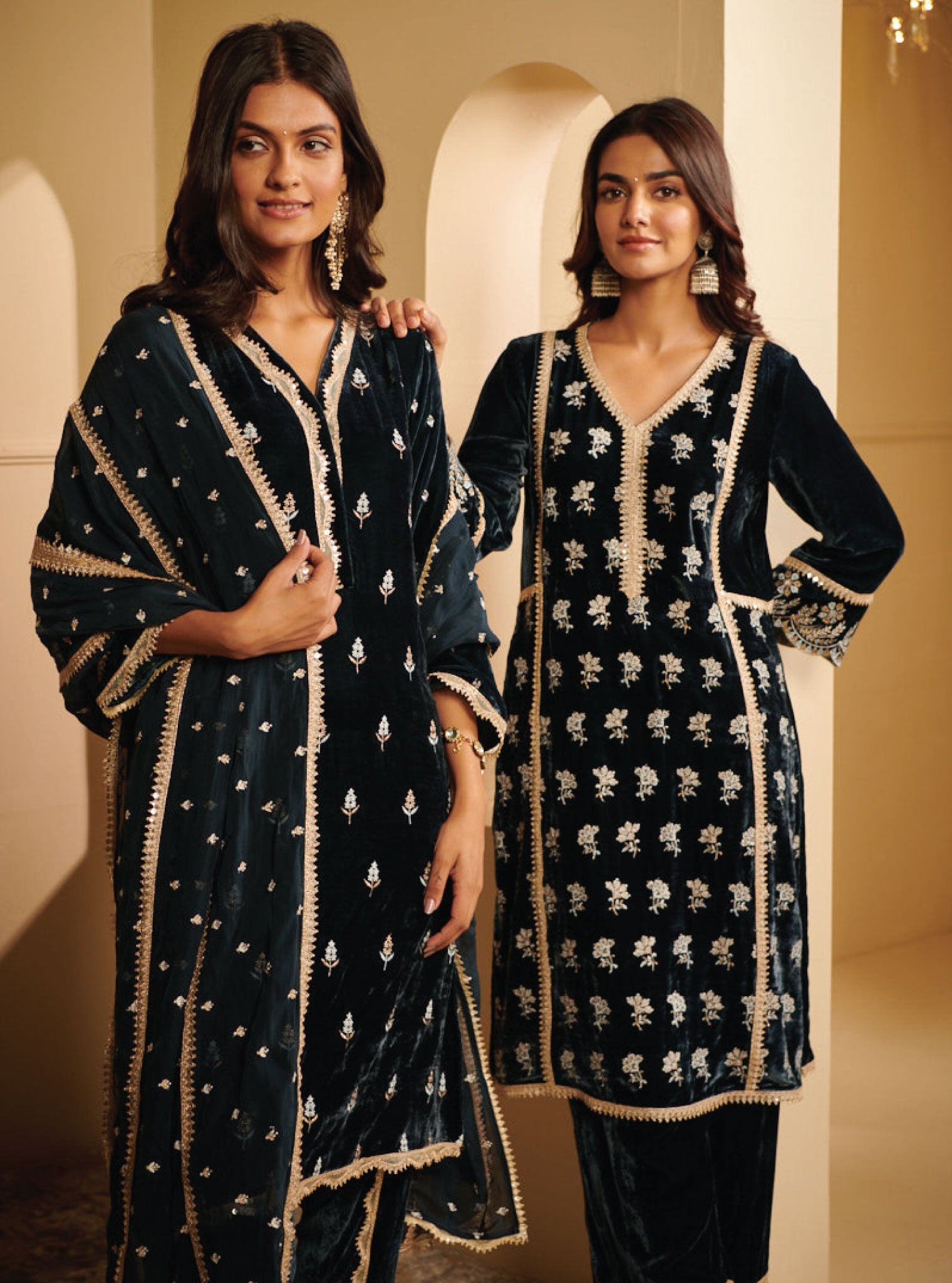 Naia Velvet Navy Kurta Set