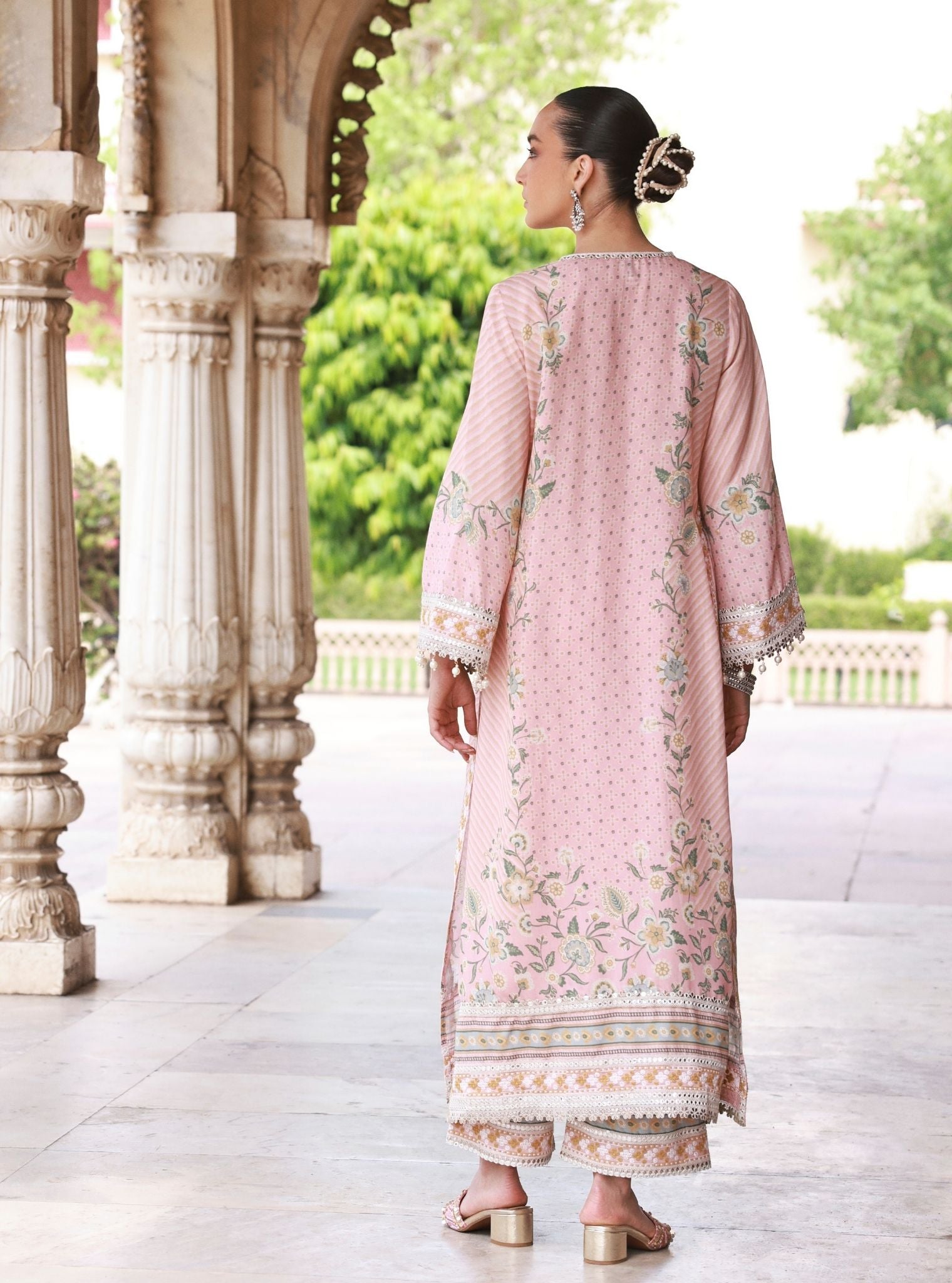 Olisha Lawn Pink Kurta Set