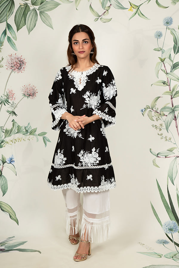 Mulmul Sunflower Black Kurta with Poppy Pyajama
