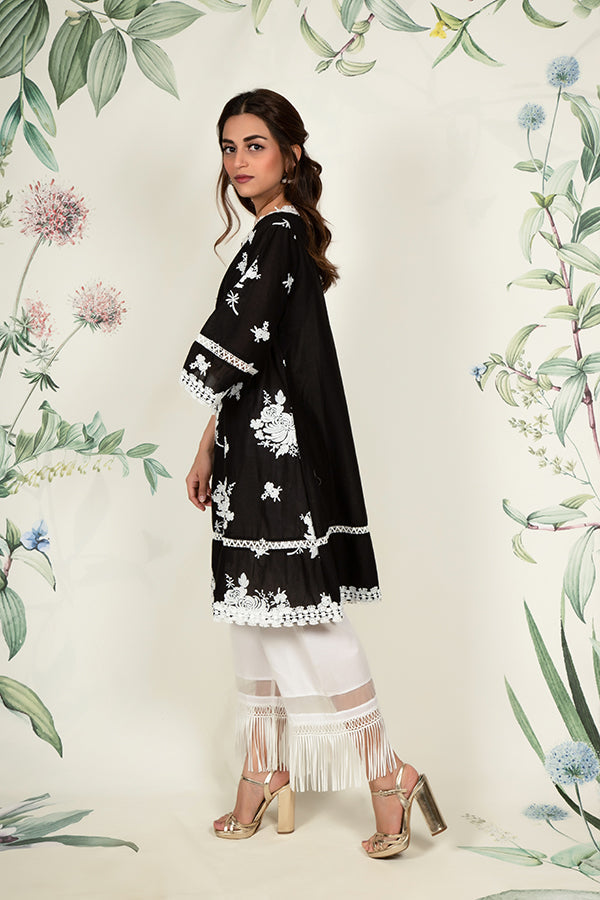 Mulmul Sunflower Black Kurta with Poppy Pyajama