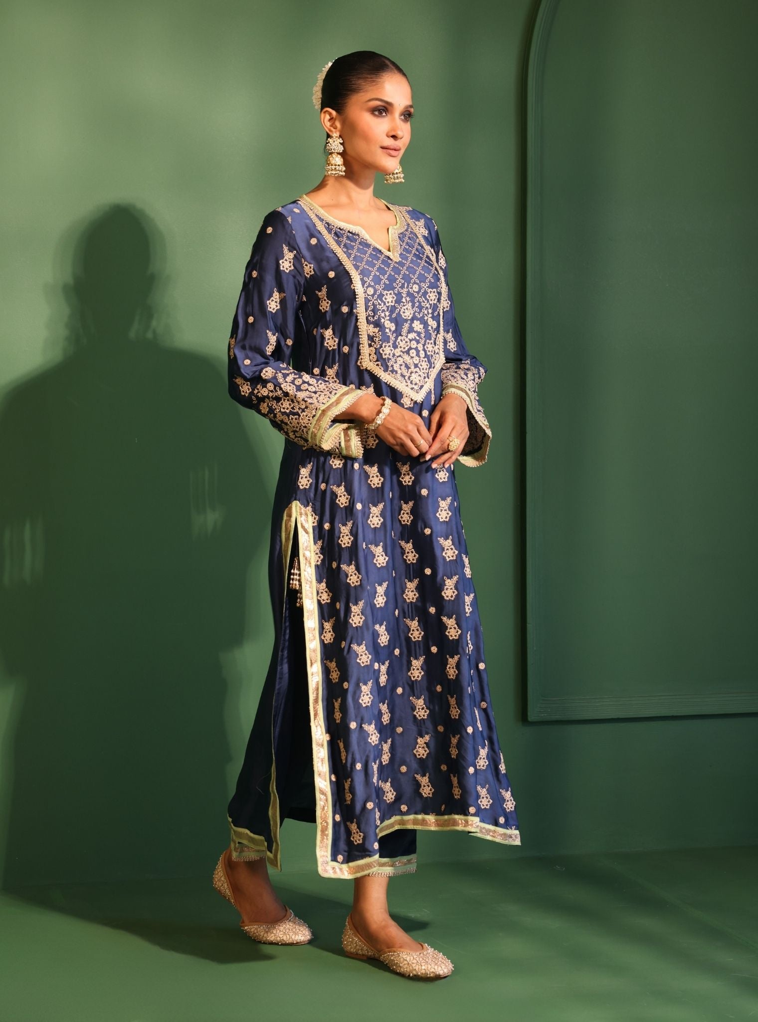 Nazakat Cupro Satin Navy Kurta Set