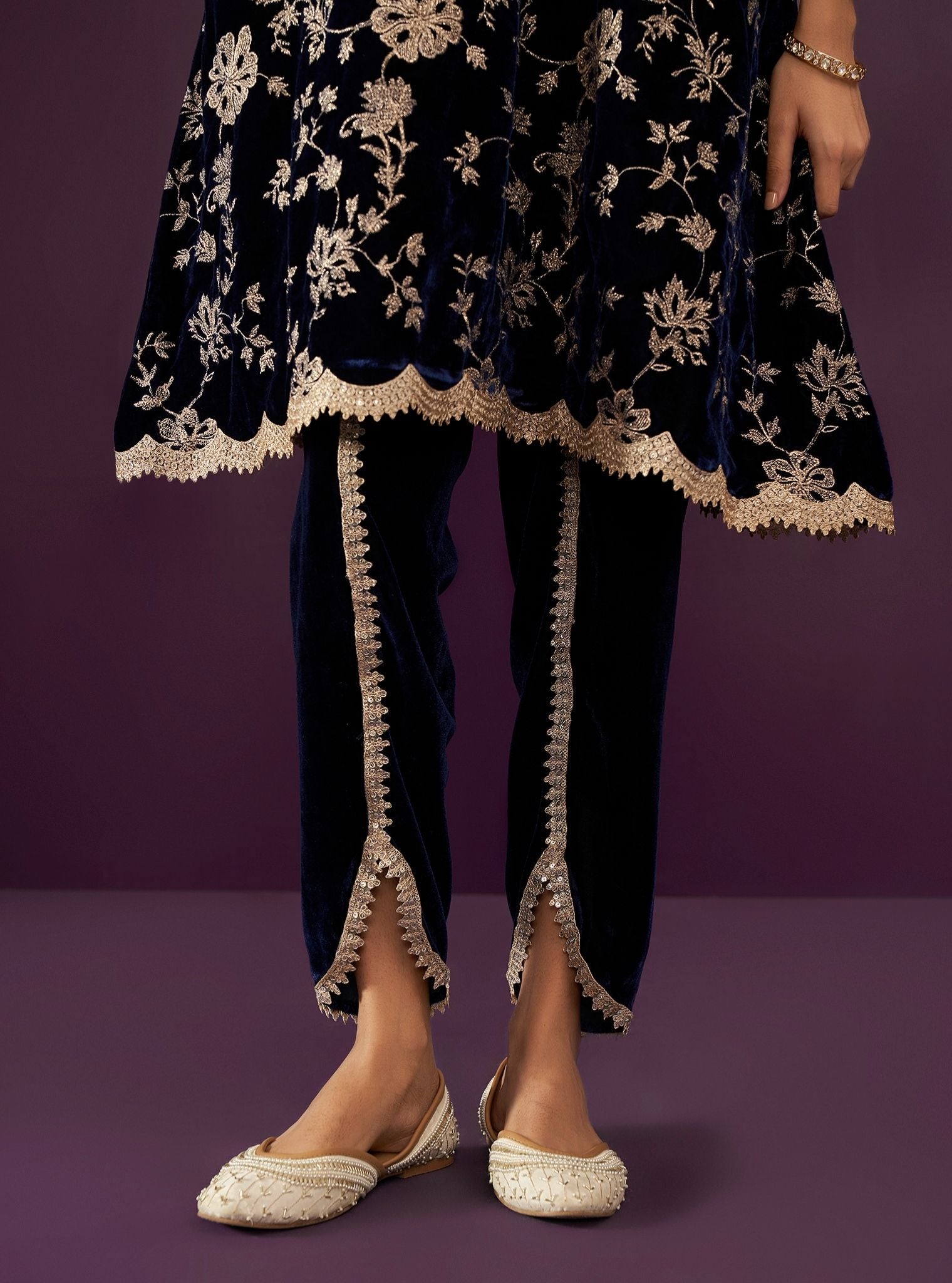 Imani Velvet Navy Kurta Set