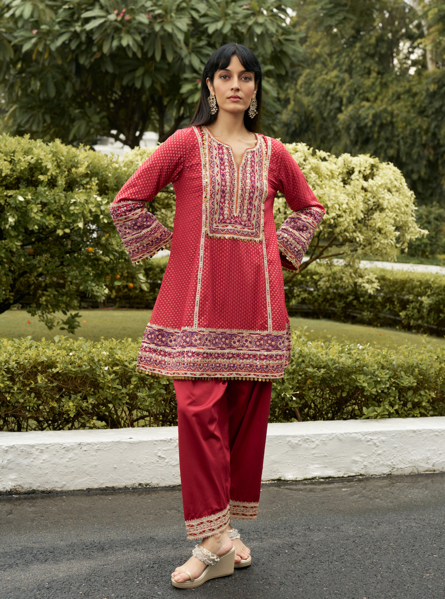 Utsavi Red Banarsi Kurta Set