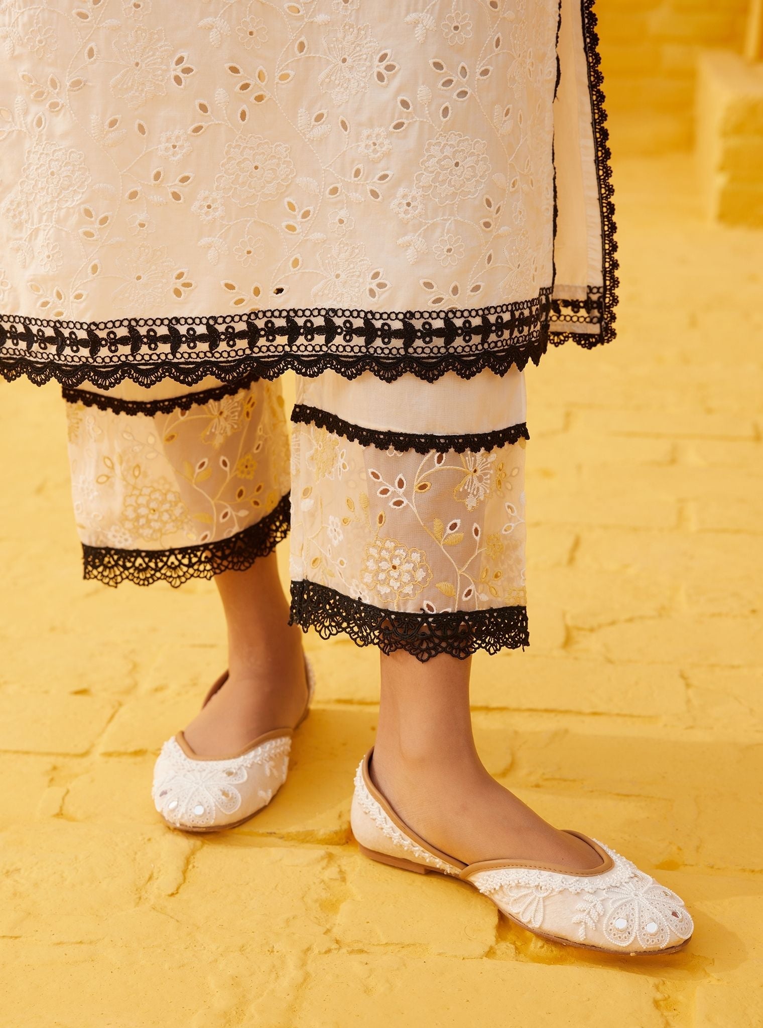 Aaroh Supima Cotton Off White Kurta Set