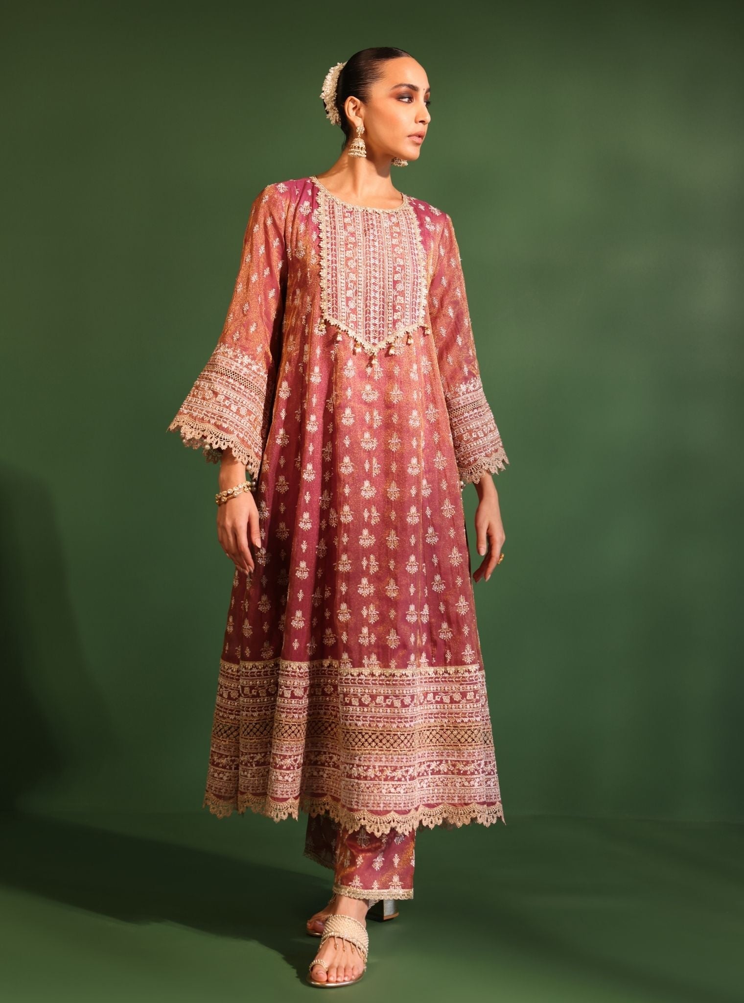 Mulmul Luxe Organza Jalwa Plum Anarkali Kurta With Mulmul Luxe Organza Jalwa Plum Pant