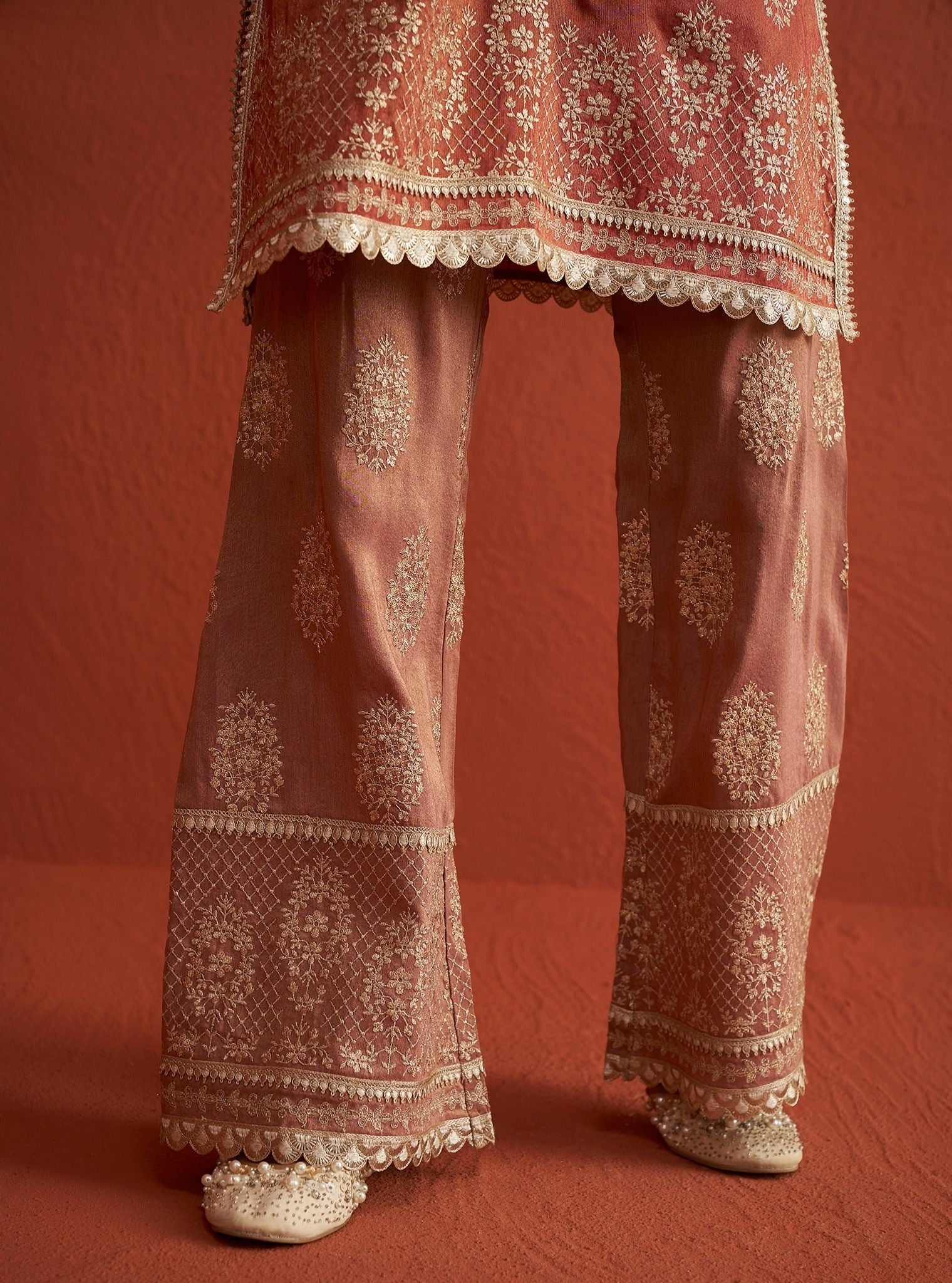 Vaari Luxe Tissue Red Kurta Set