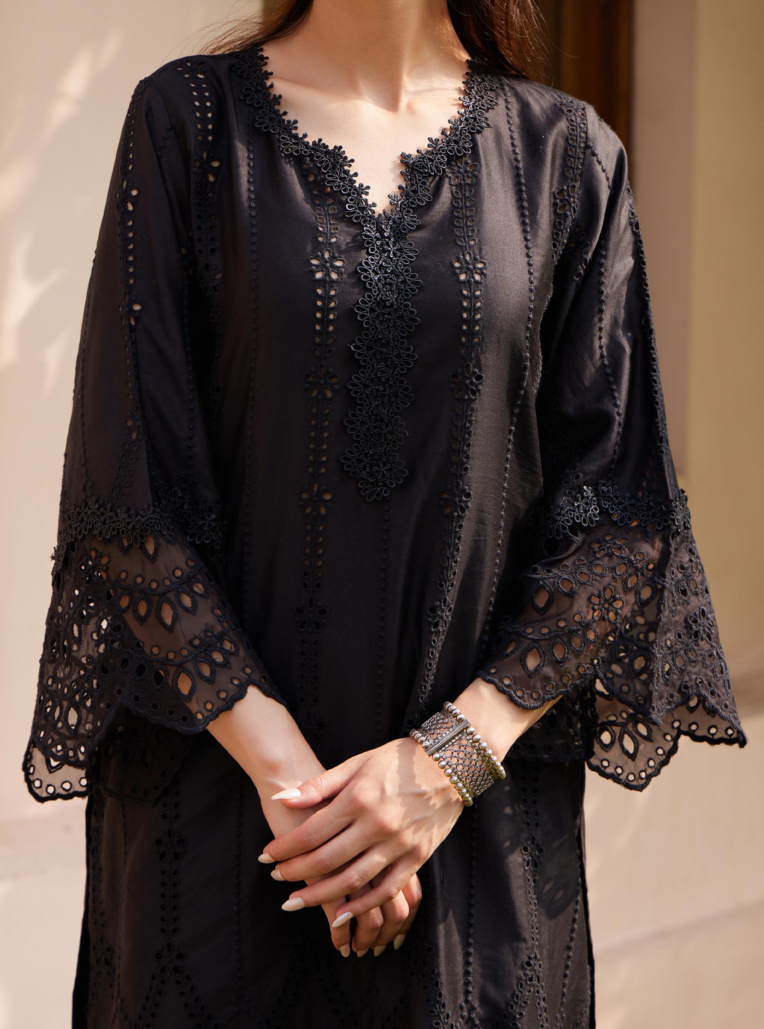 Vachi Pima Black Kurta Set