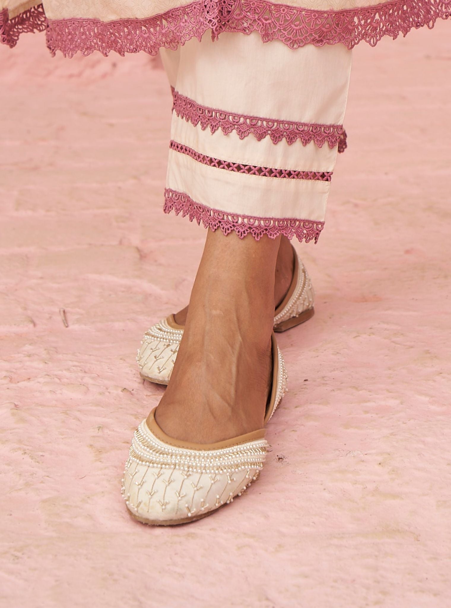 Hiral Light Gold Vegan Jutti