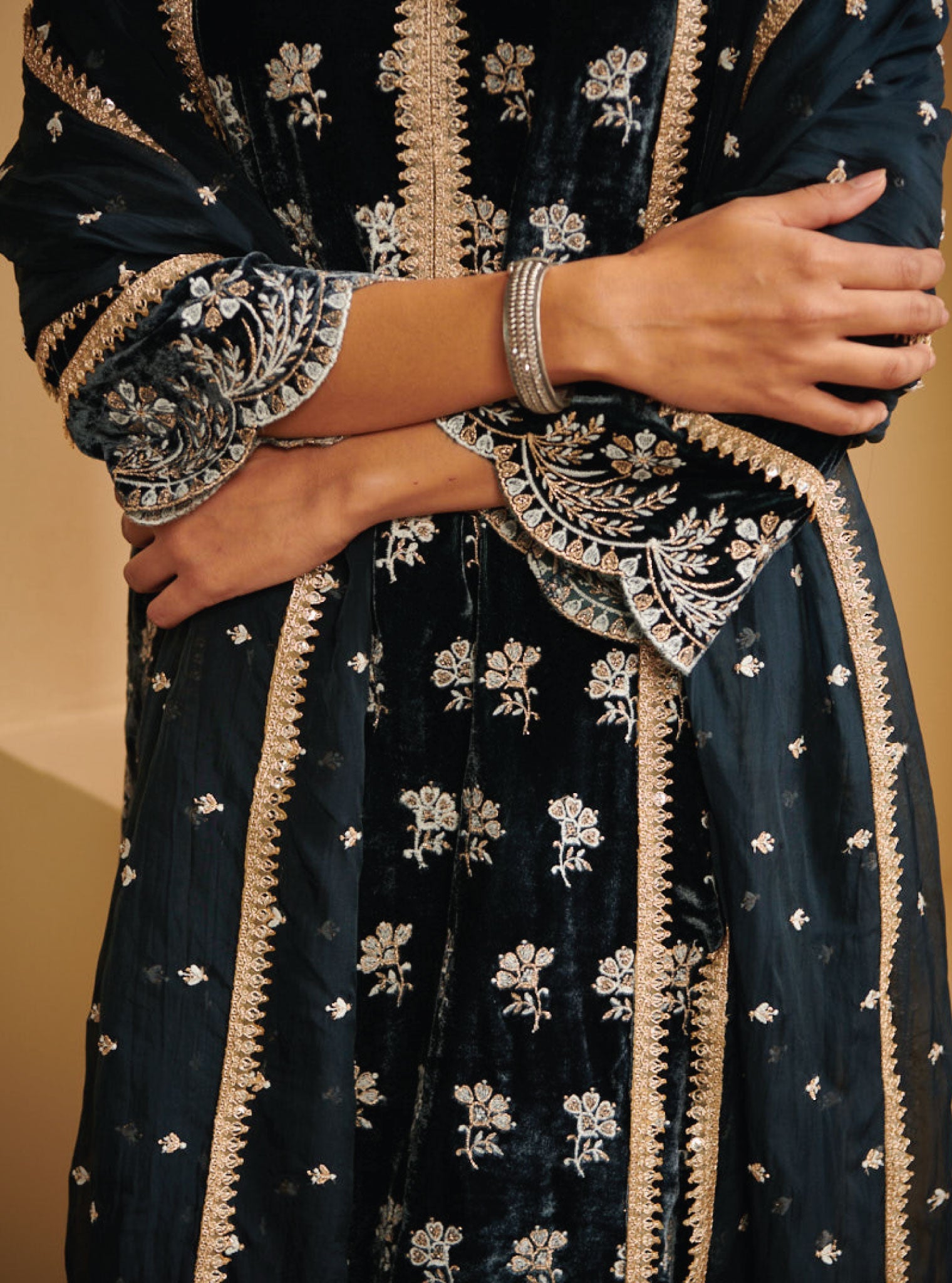 Naia Velvet Navy Kurta Set