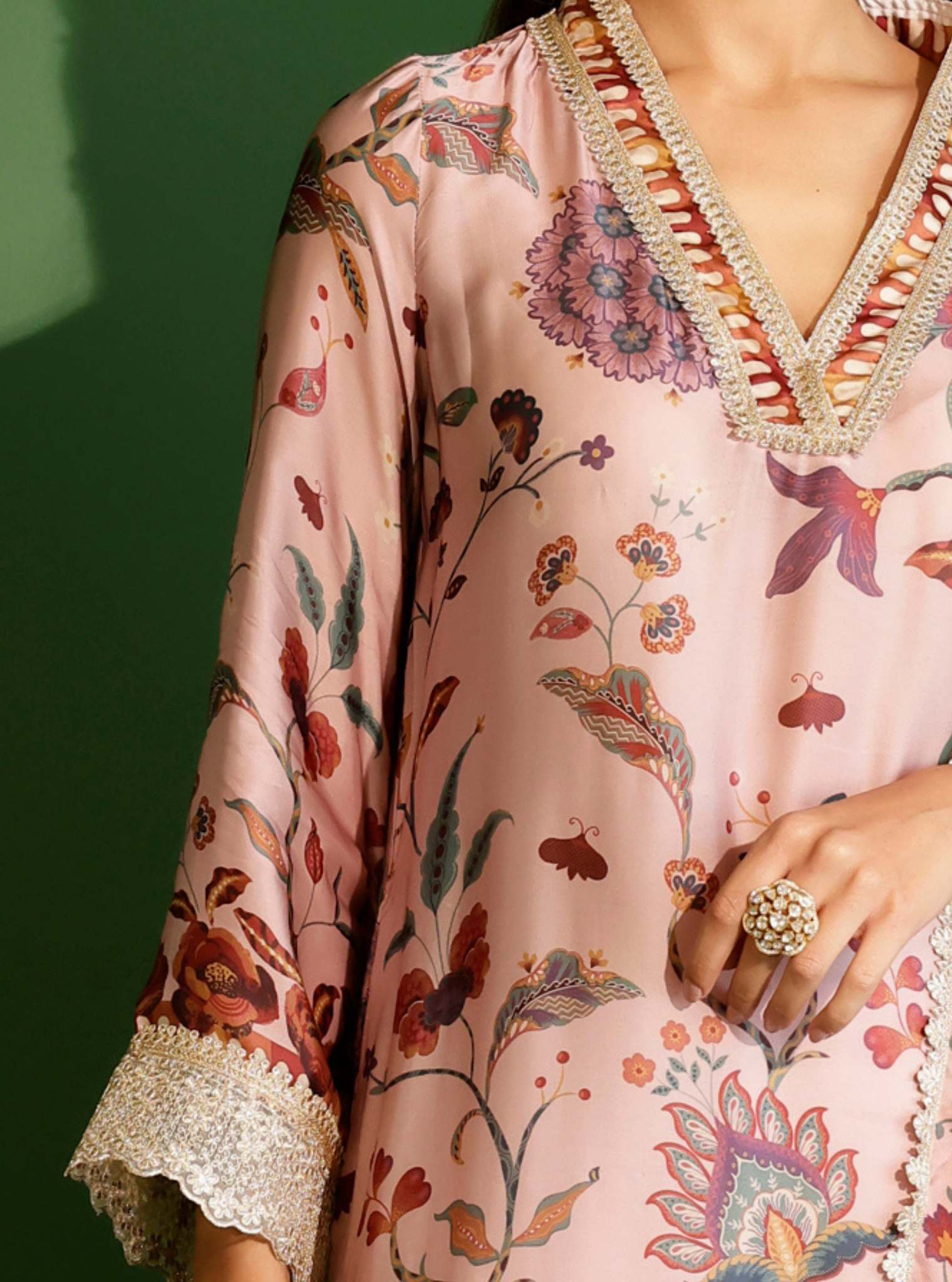 Diantha Cupro Satin Printed Light Pink Kurta Set