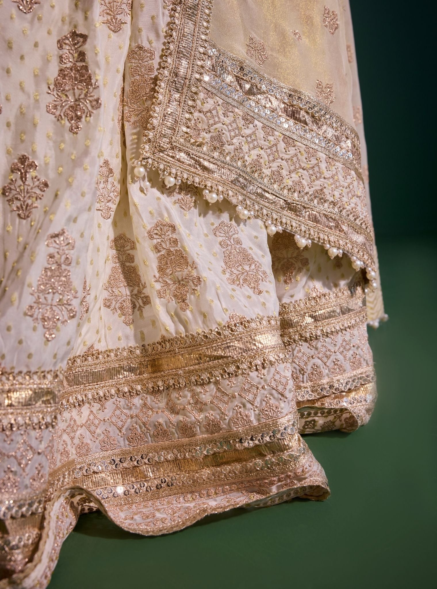 Rang Banarsi Off White Lehenga
