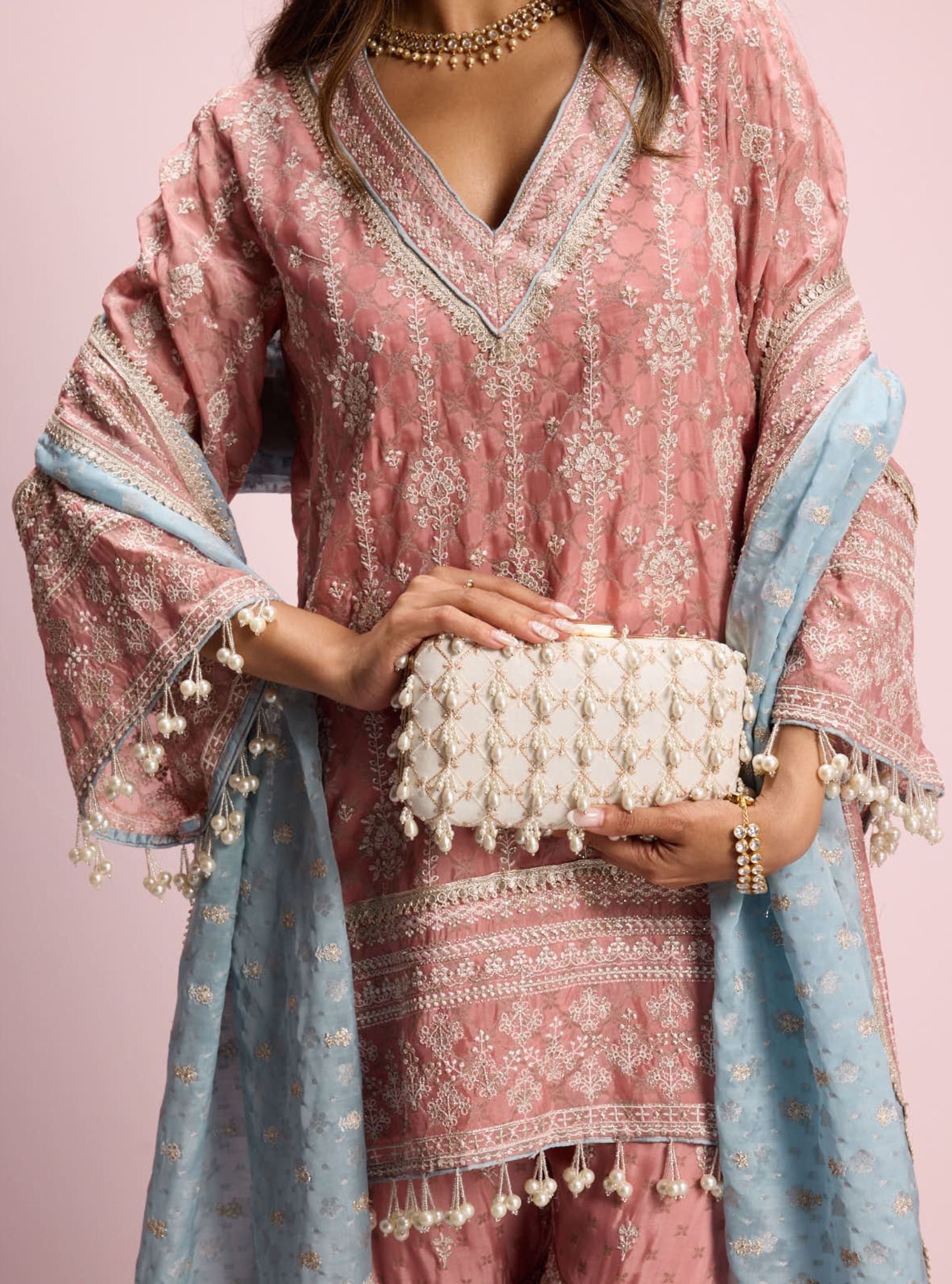 Mulmul Pearla white Clutch Bag