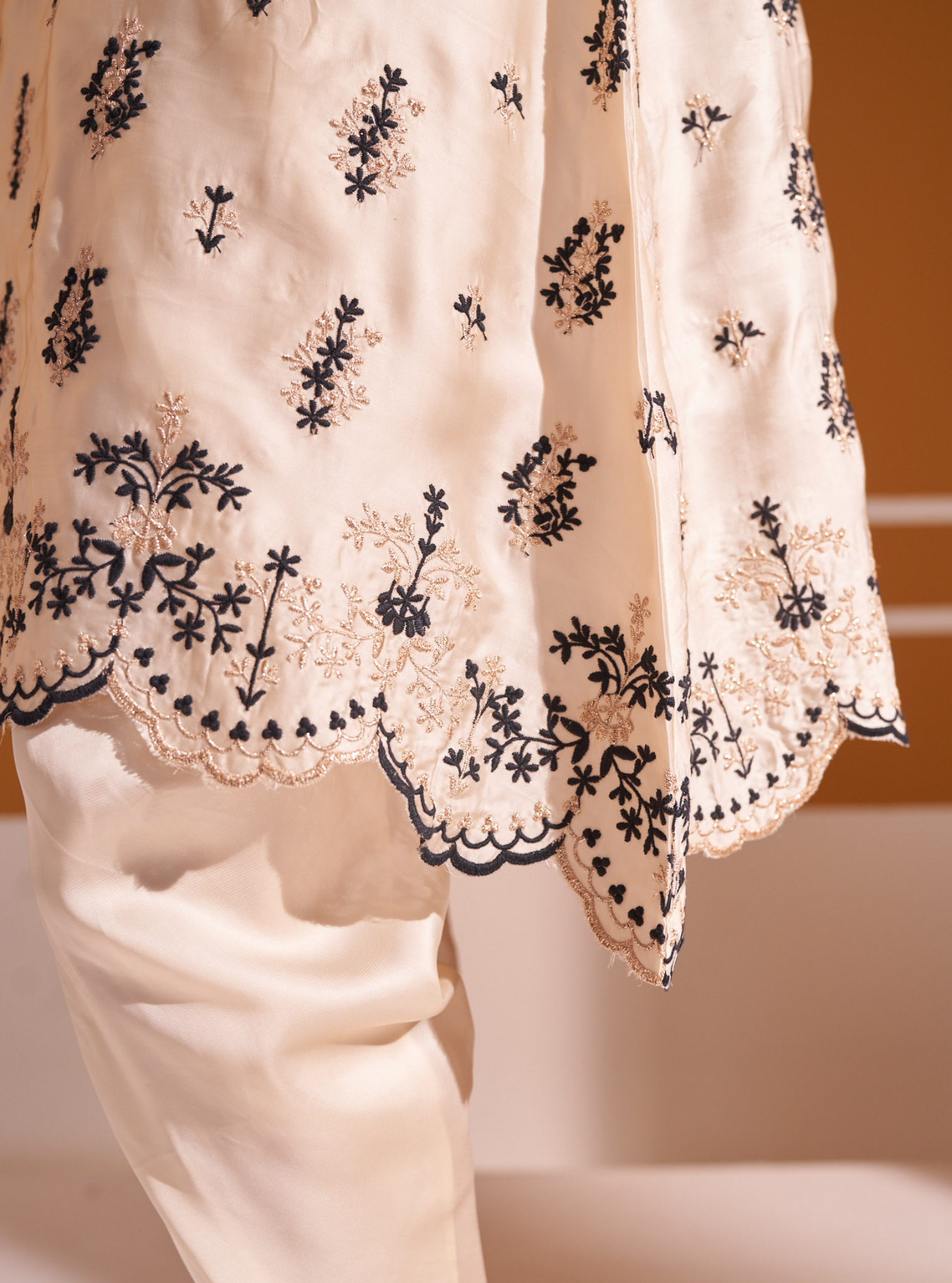 Callaia Cupro Satin Off White Kurta Set