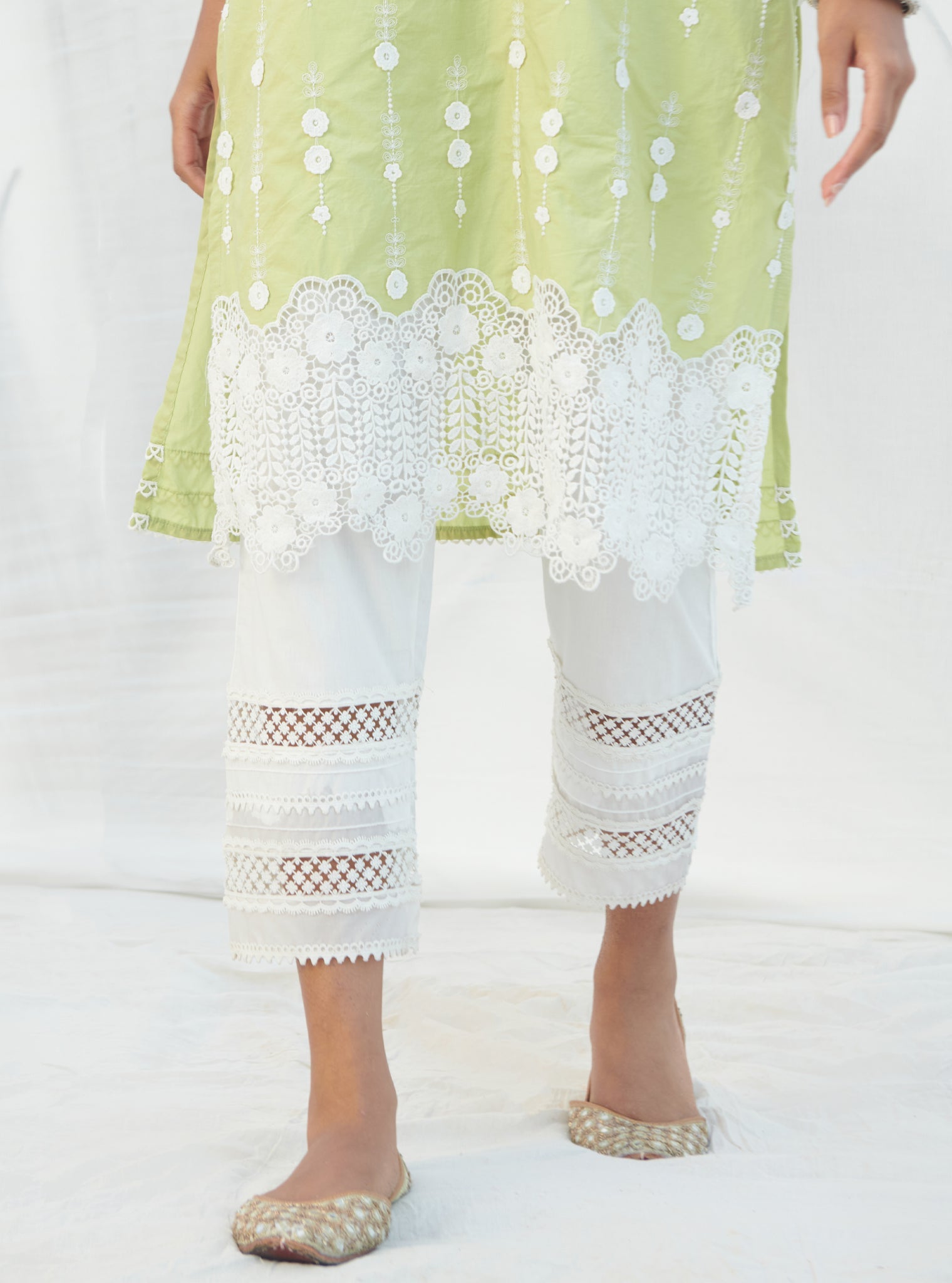 Naroa Supima Cotton Lime Kurta Set