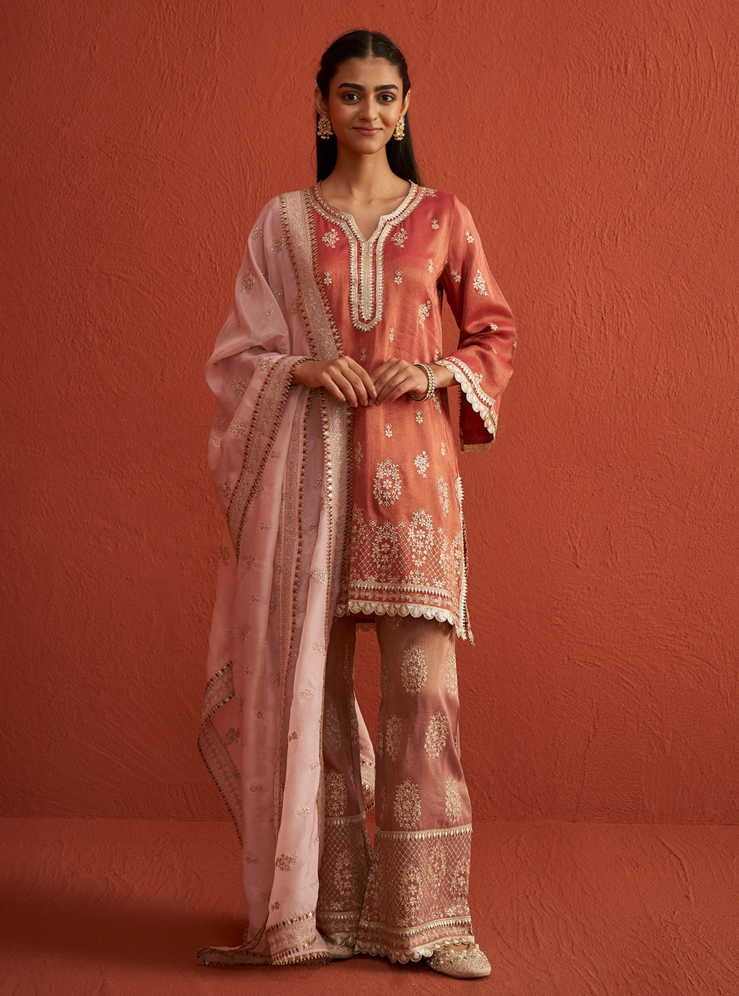 Vaari Luxe Tissue Red Kurta Set