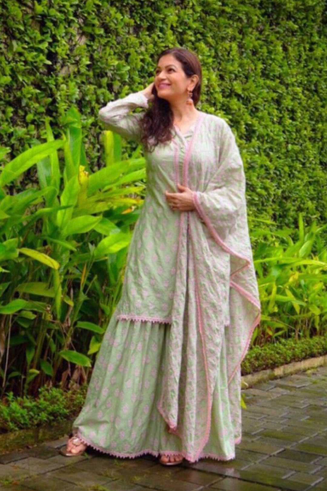 Mulmul Cotton Savina Kurta With Savina Garara