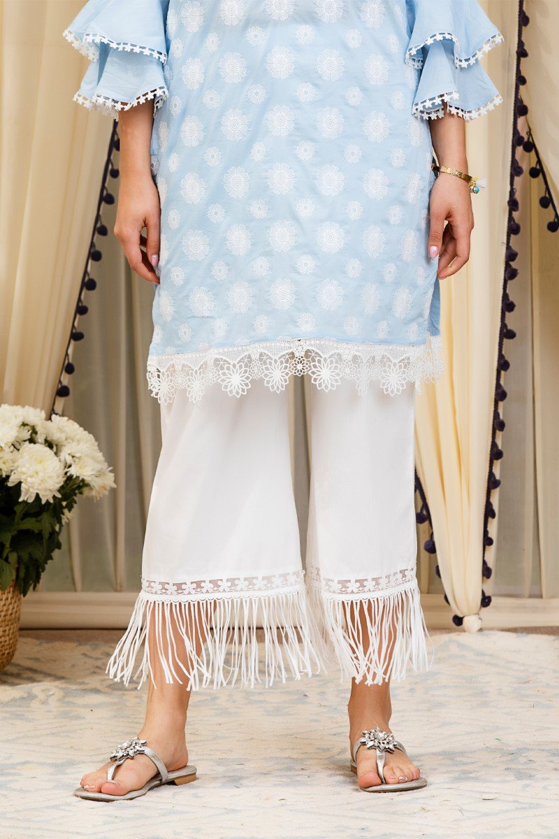 Daffodil kurta blue with New Poppy pyajamas White