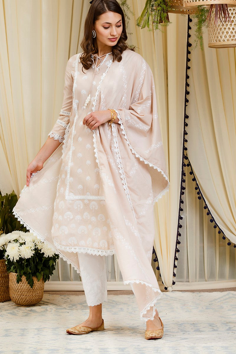 Snowdrop Kurta With Floral Embroidered Pyajamas