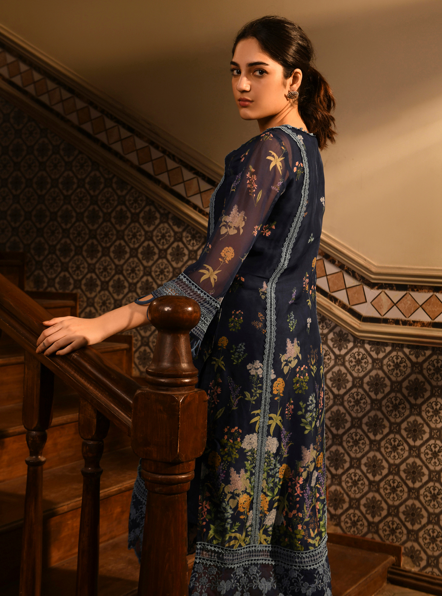Neda Organza Printed Navy Kurta Set