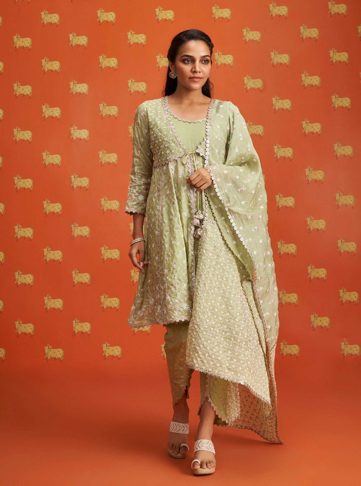 Mulmul Banarsi Nyah Green Short Anarkali Kurta With Mulmul Banarsi Nyah Green Dhoti Pant