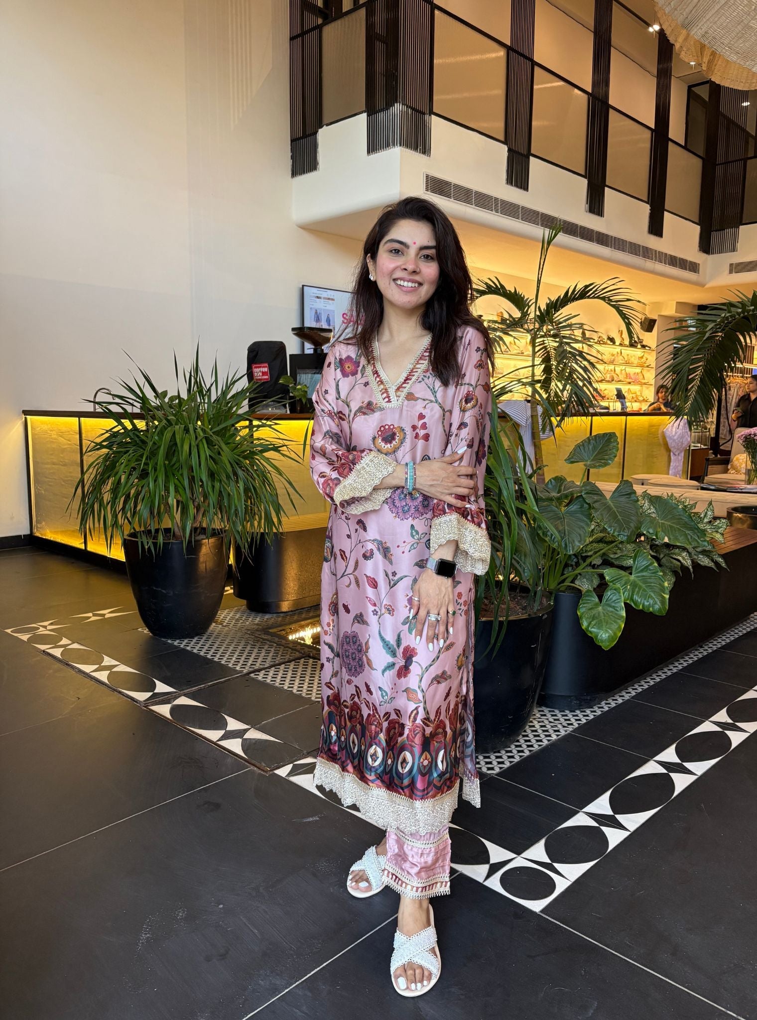 Diantha Cupro Satin Printed Light Pink Kurta Set