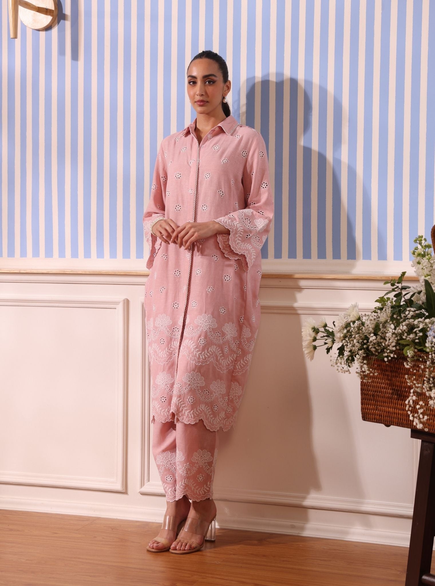 Mulmul Linen Odin Pink Kurta With Mulmul Linen Odin Pink Pant