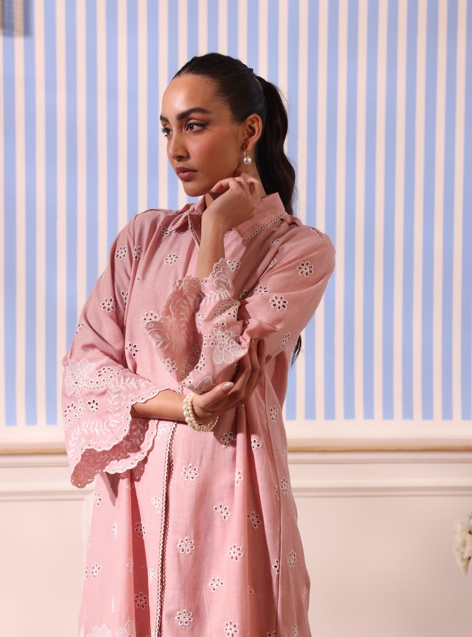 Mulmul Linen Odin Pink Kurta With Mulmul Linen Odin Pink Pant