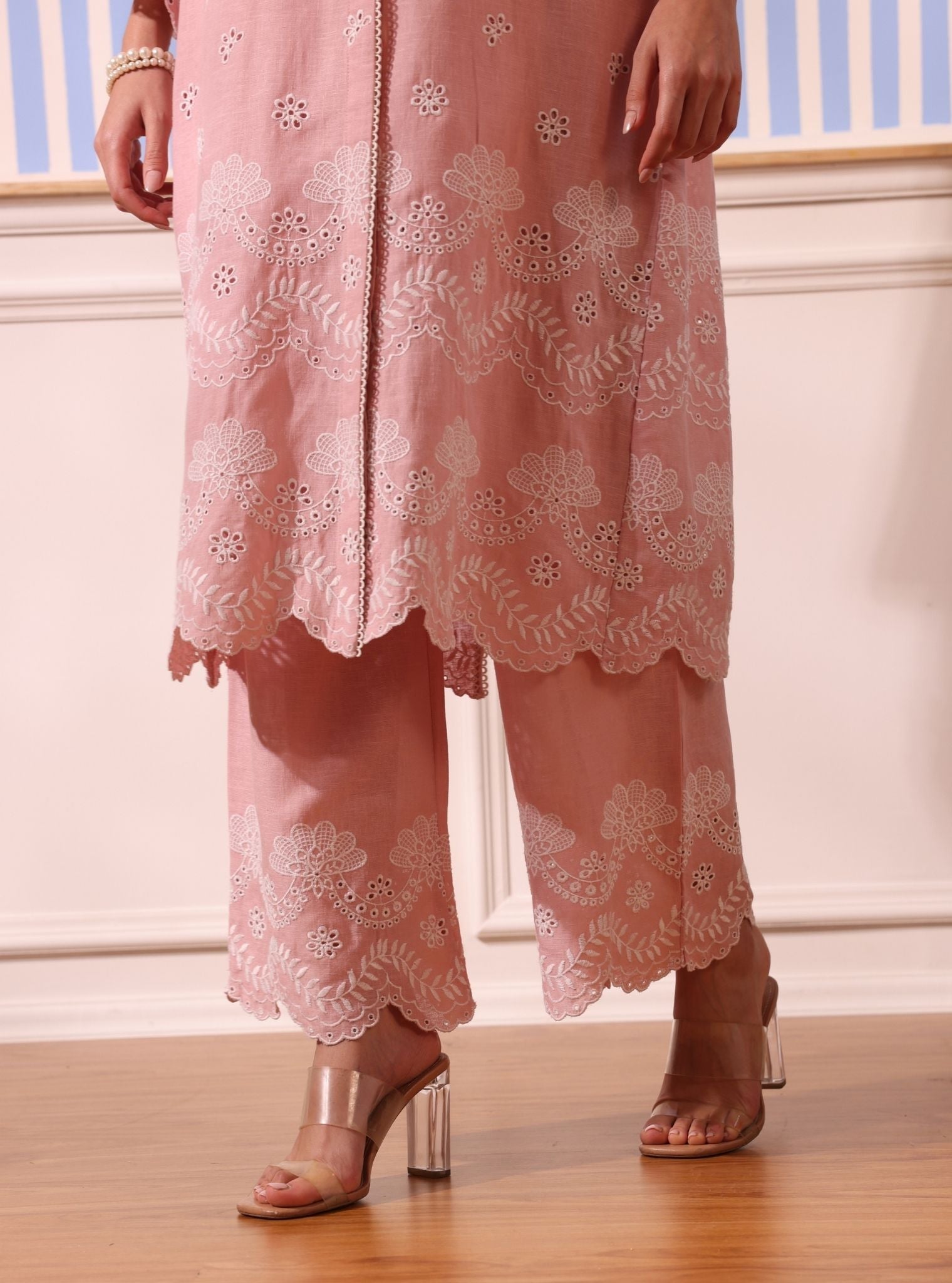 Mulmul Linen Odin Pink Kurta With Mulmul Linen Odin Pink Pant