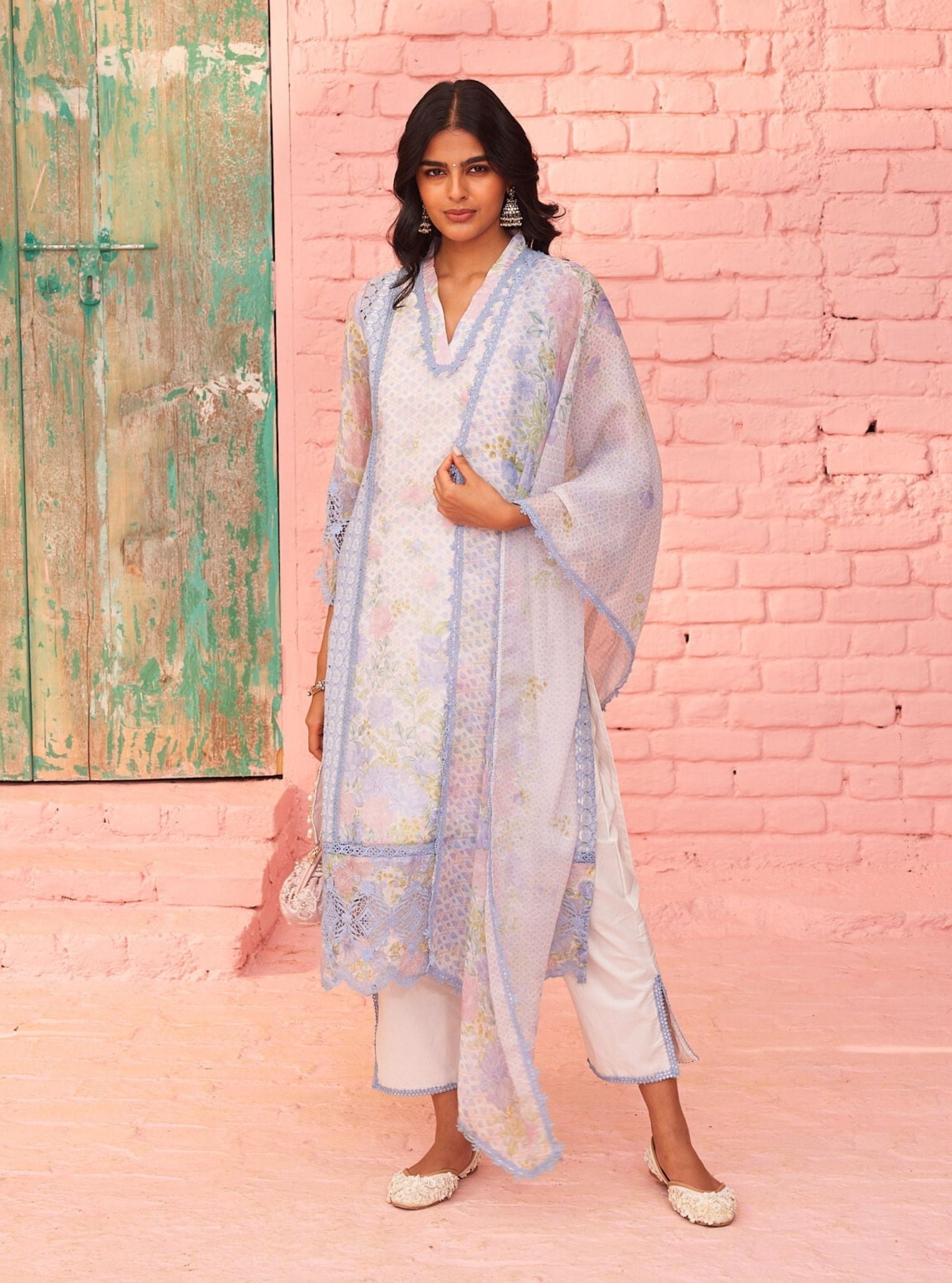 Mulmul Organza Printed Astoria Off White Kurta With Mulmul Cotton Astoria Off White Pant