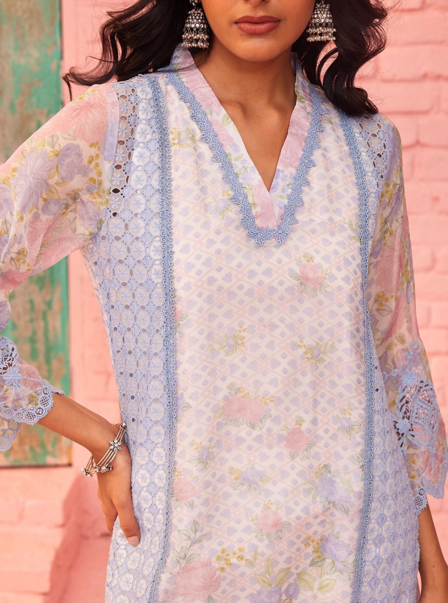 Mulmul Organza Printed Astoria Off White Kurta With Mulmul Cotton Astoria Off White Pant