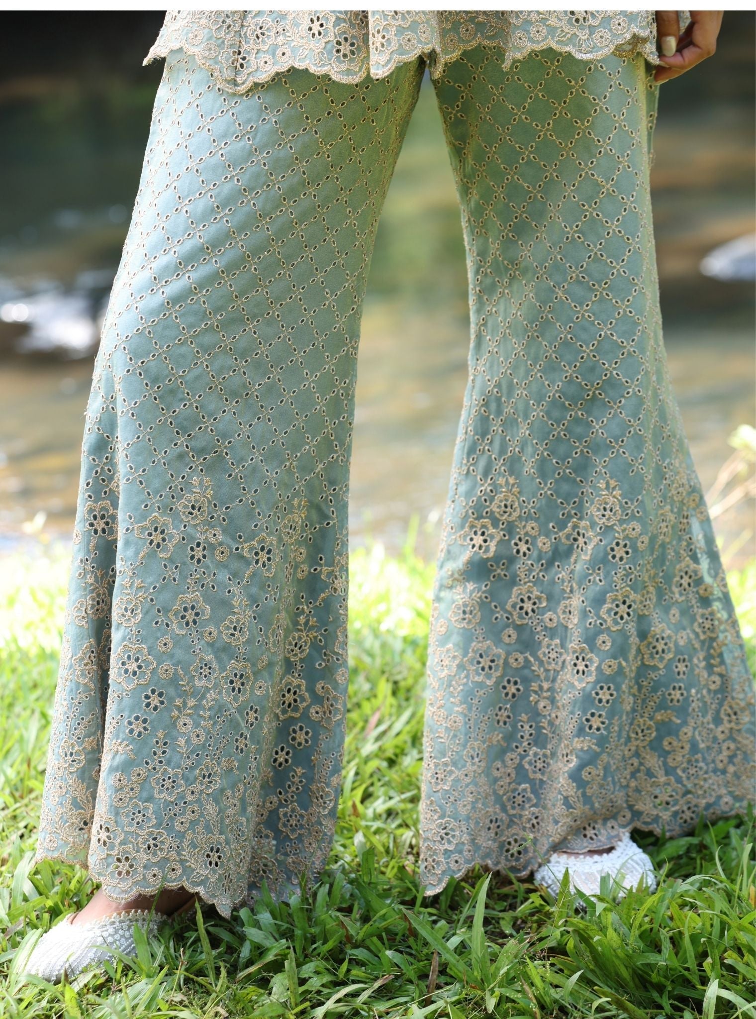 Araj Royal Tissue Blue Top Set