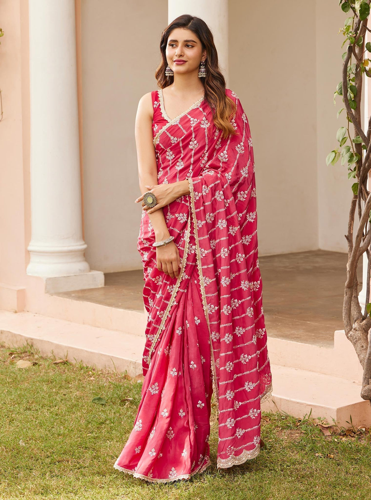 Dayika Crepe Red Saree