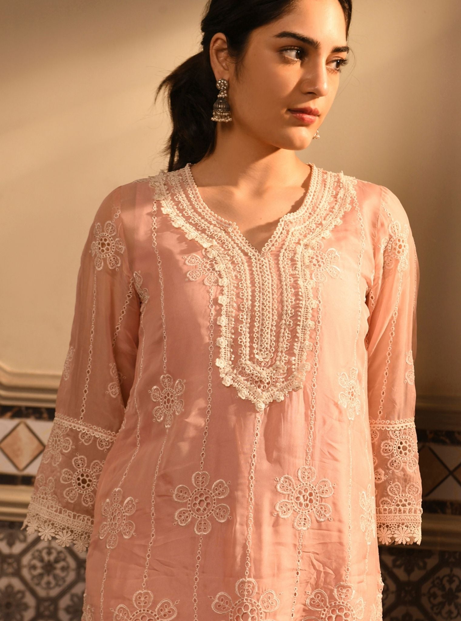 Mulmul Organza Bita Pink Kurta With Mulmul Cotton Bita Pink Pant