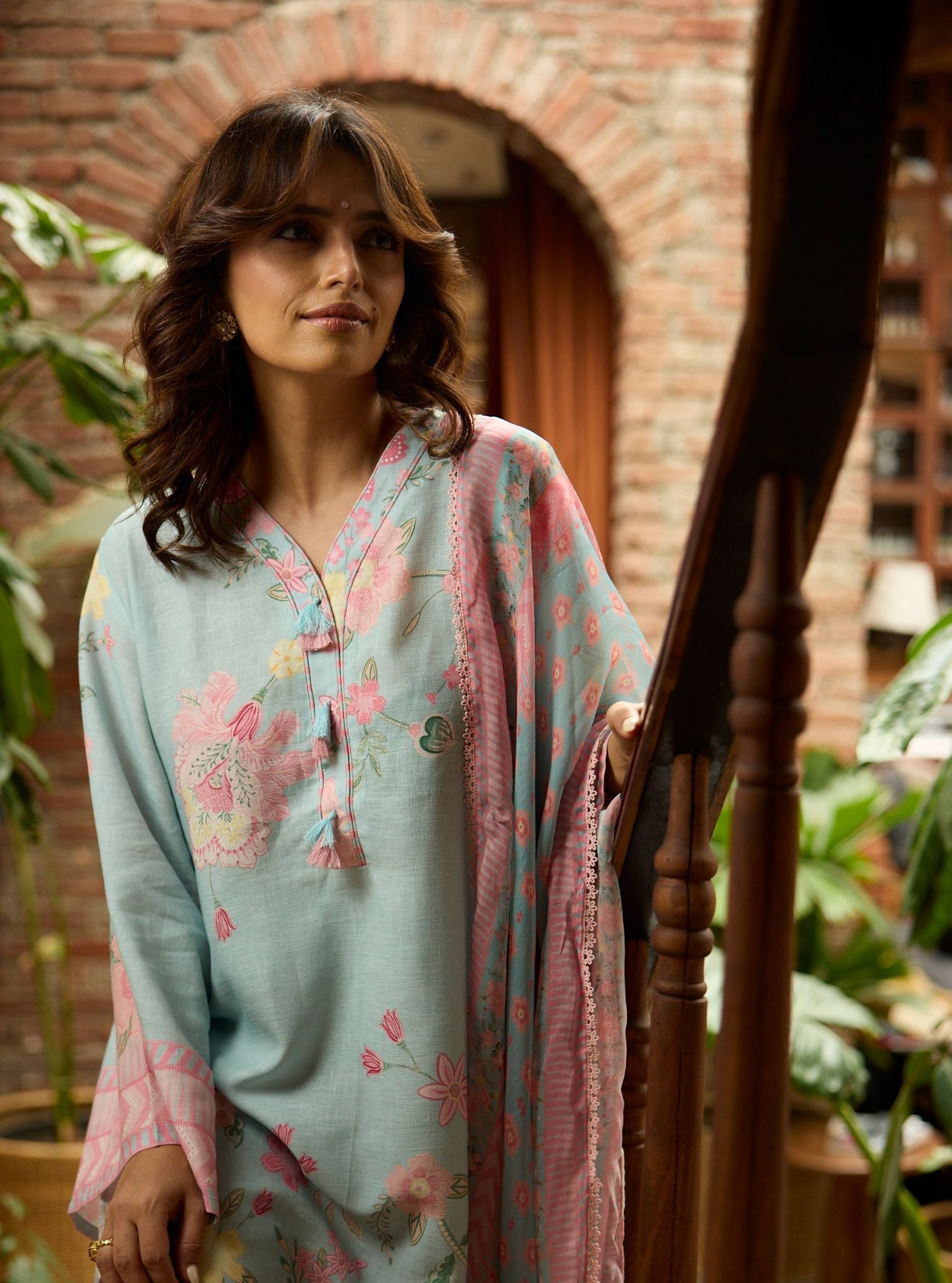 Pia Printed Linen Blue Kurta Set