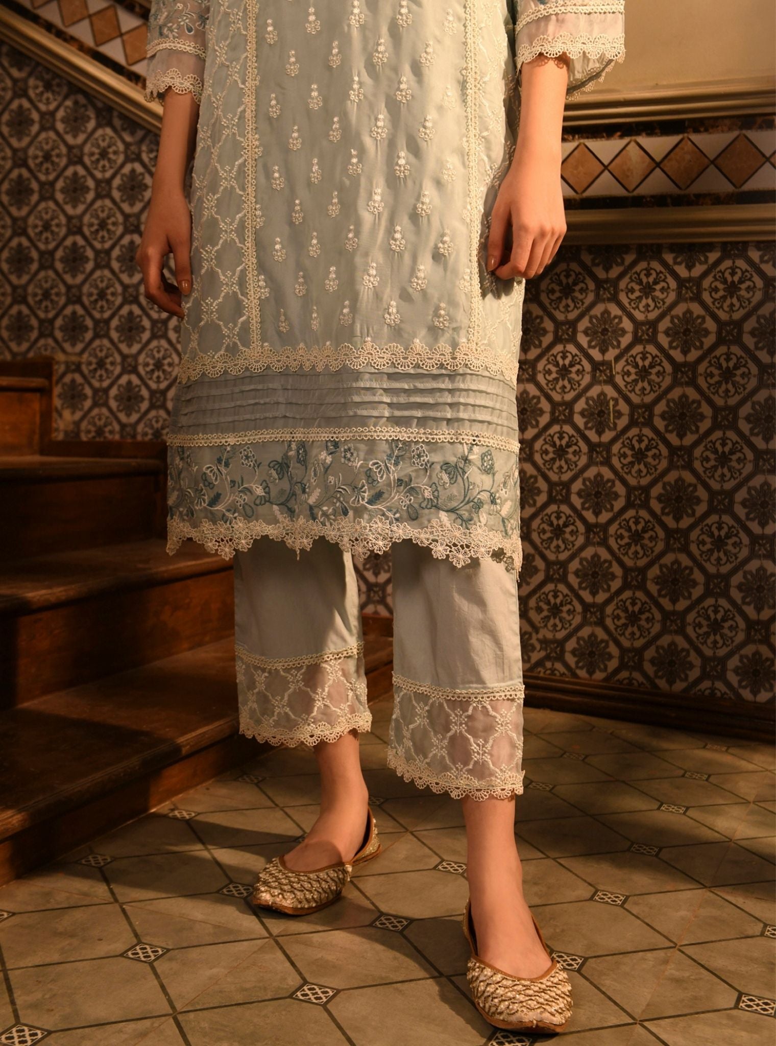 Mulmul Organza Cyra Light Blue Kurta With Mulmul Cotton Cyra Light Blue Pant