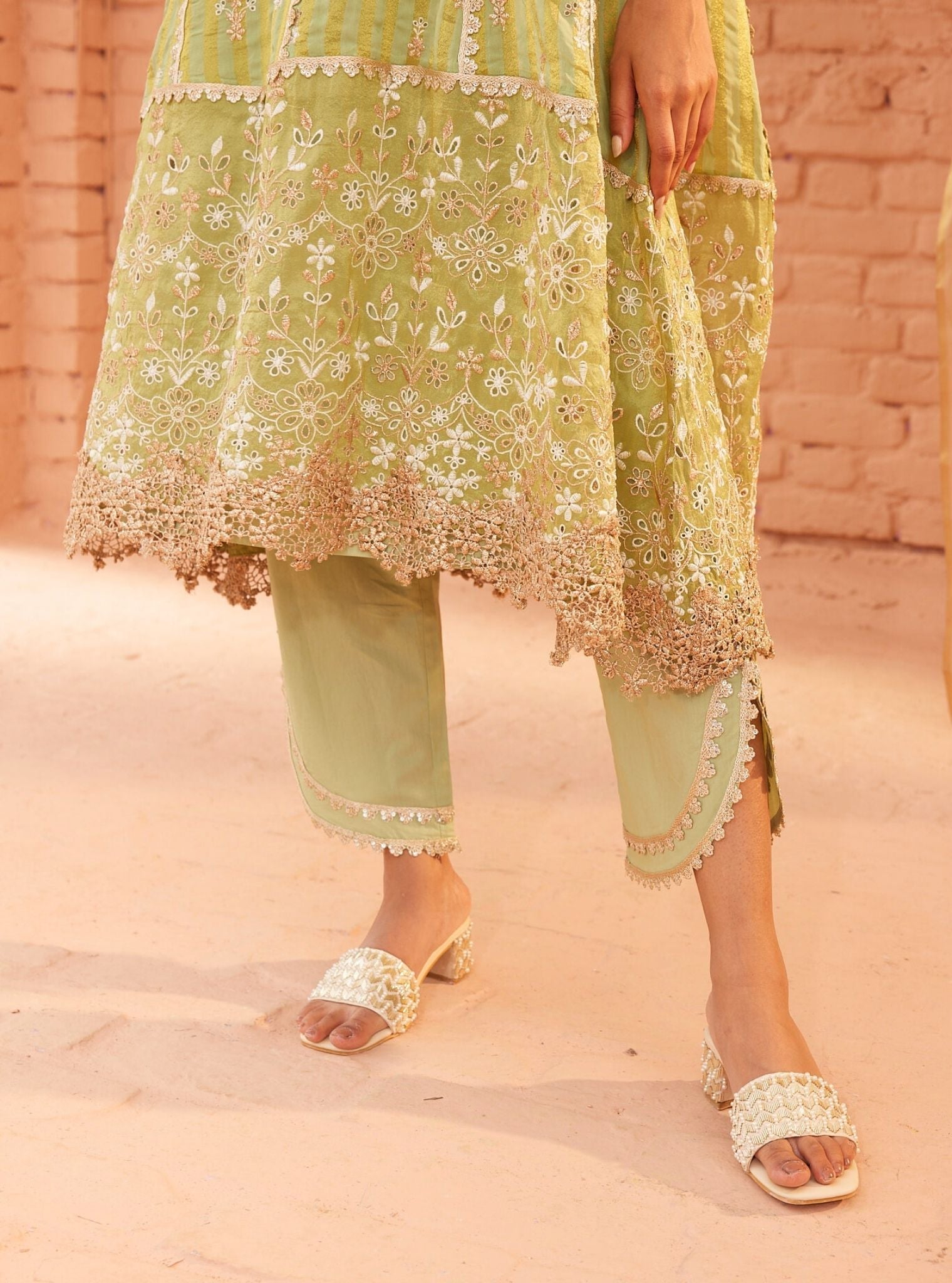 Mulmul Banarsi Bridget Green Anarkali Kurta With Mulmul Cotton Bridget Green Pant