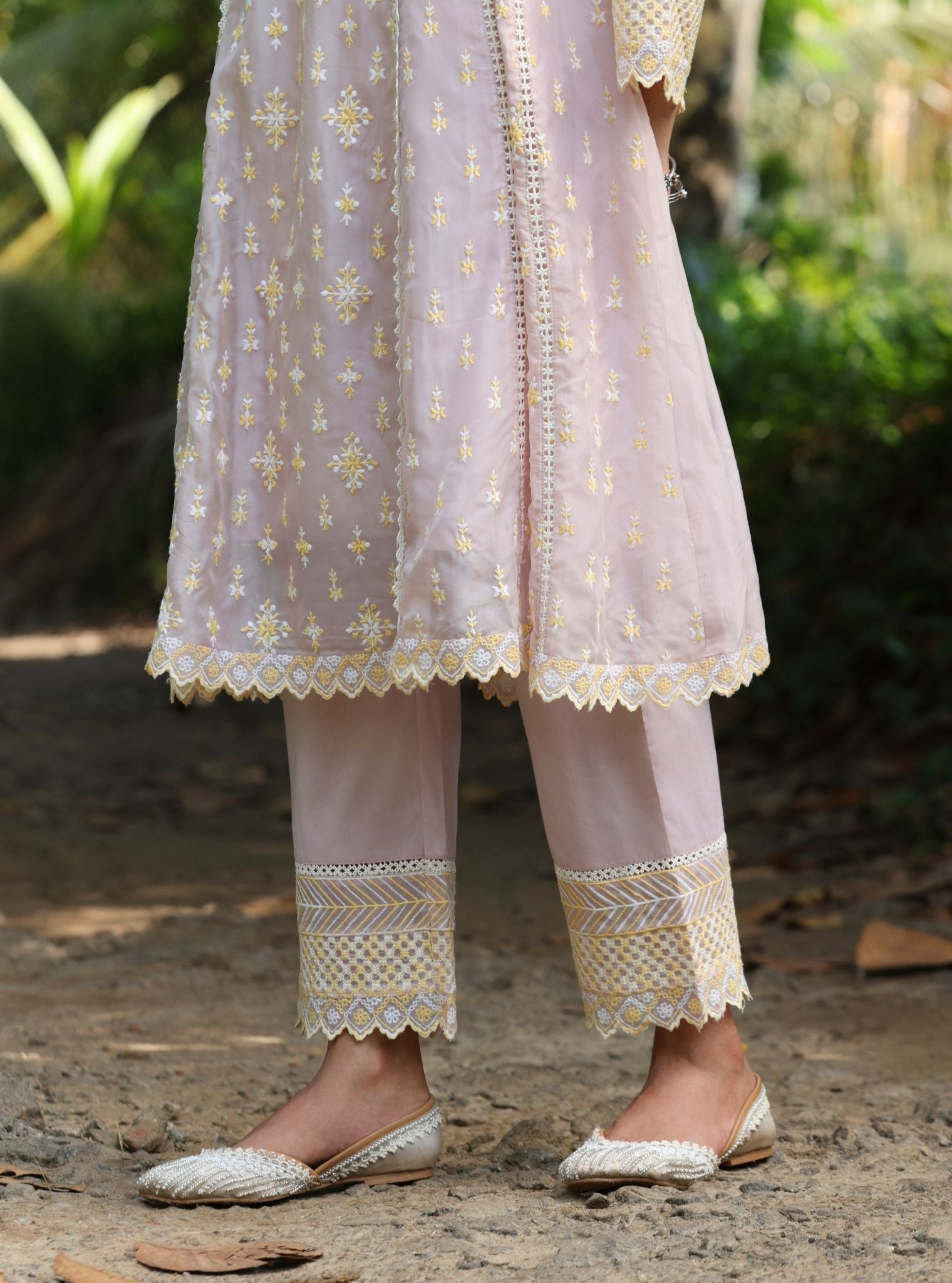 Mulmul Organza Smitha Dusty Pink Anarkali Kurta With Mulmul Cotton Smitha Dusty Pink Pant