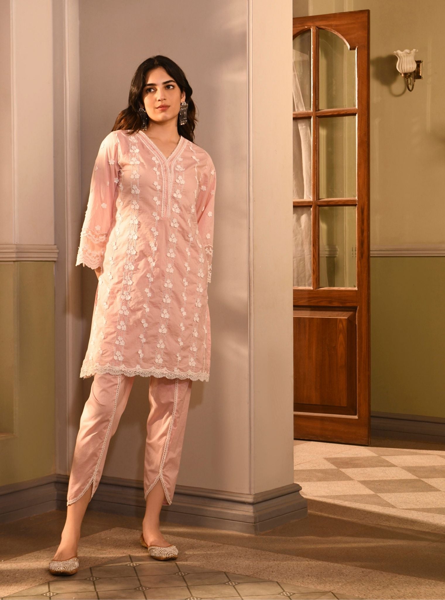 Mulmul Cotton Arezoo Light Pink Kurta With Mulmul Cotton Arezoo Light Pink Dhoti Pant