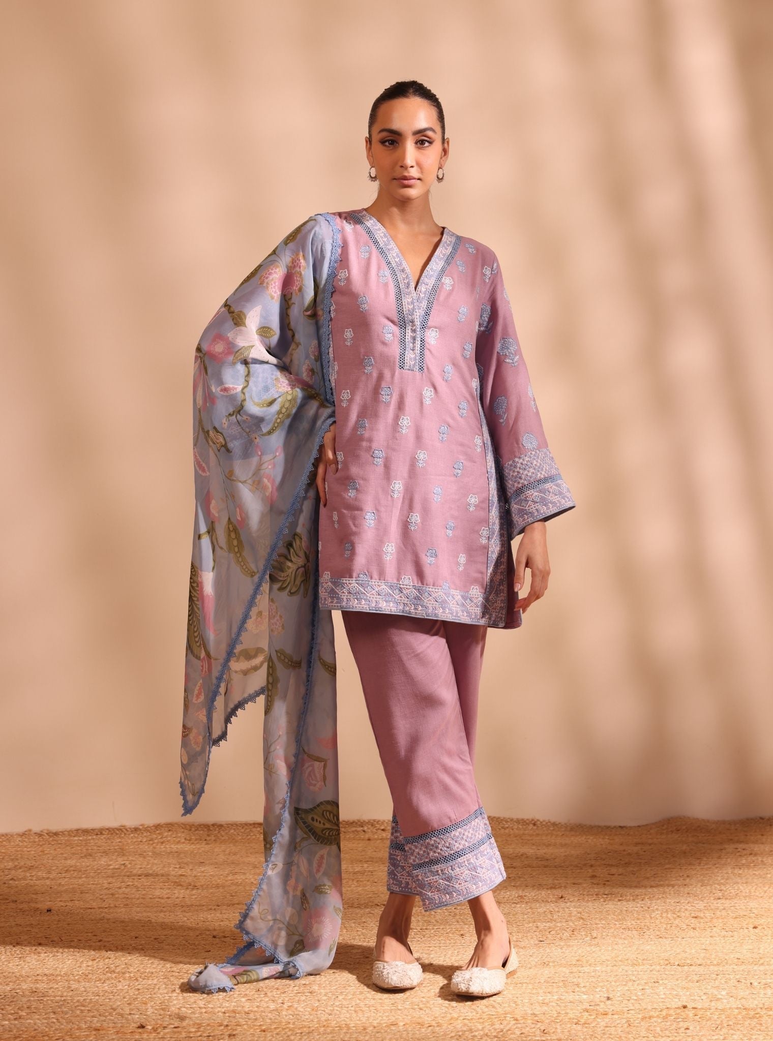 Mulmul Linen Pema Lilac kurta With Mulmul Linen Pema Lilac Pant