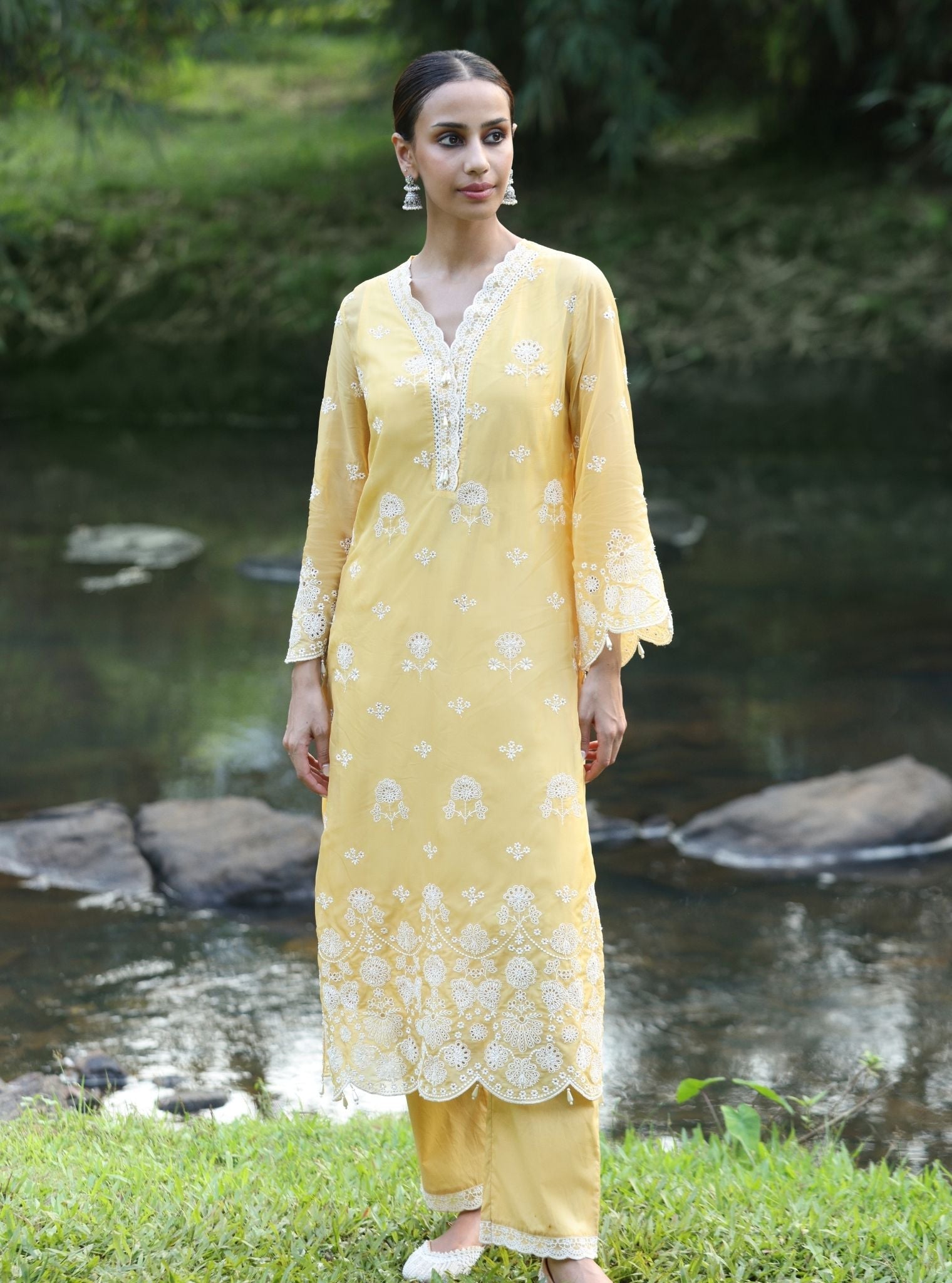 Mulmul Organza Kiyan Yellow Kurta With Mulmul Cotton Kiyan Yellow Pant