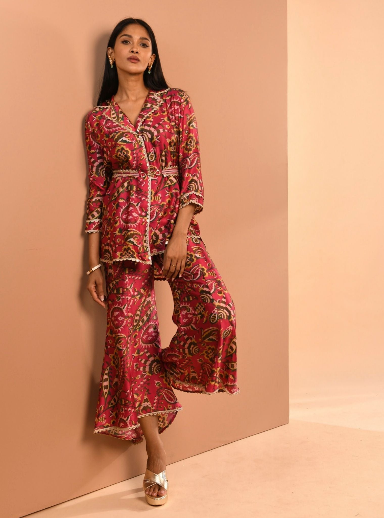 Mulmul Cupro Bree Fuchsia Kurta With Mulmul Bree Fuchsia Pant