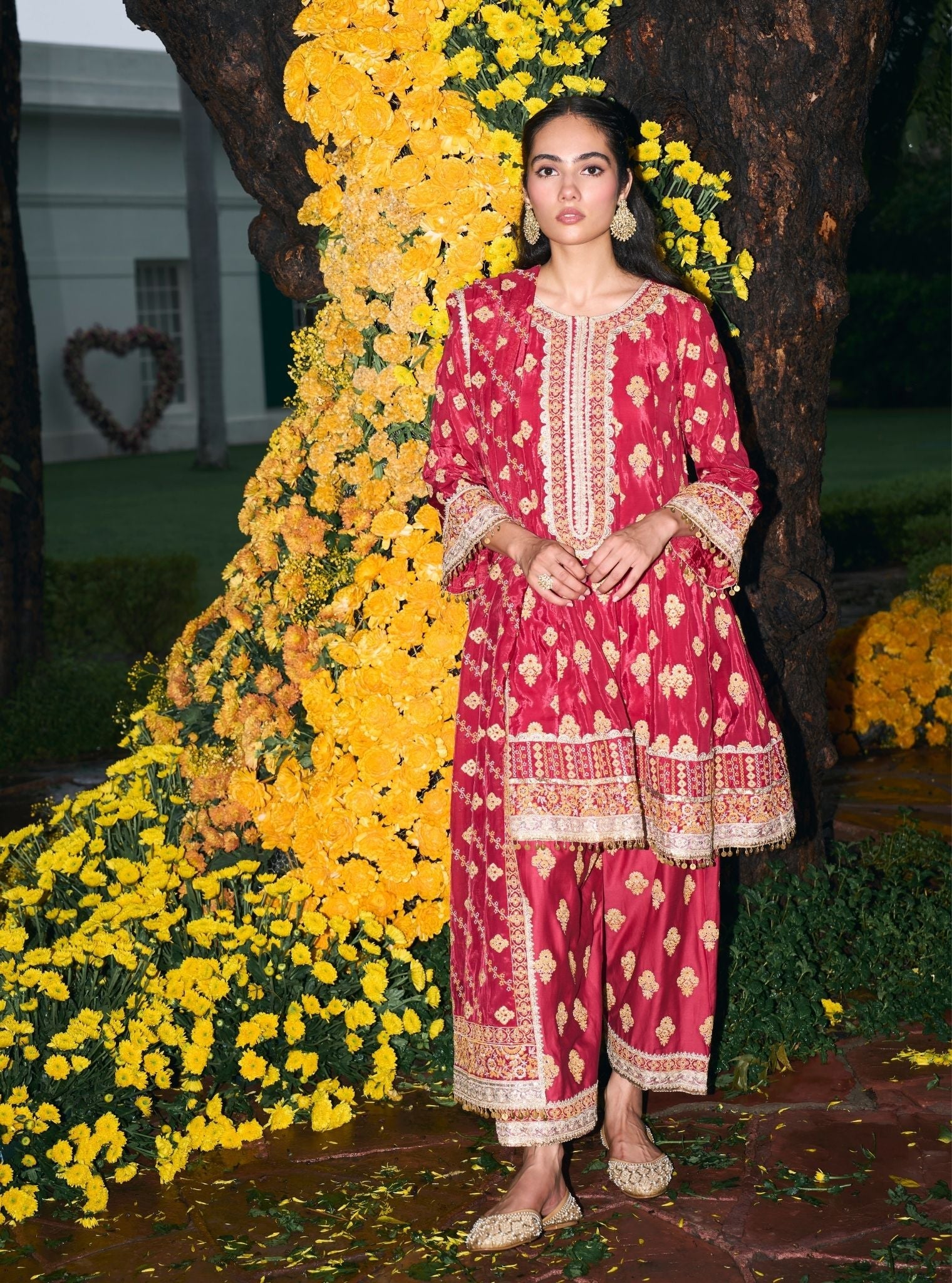 Tarana Viscose Glass Organza Luxe Red Kurta Set