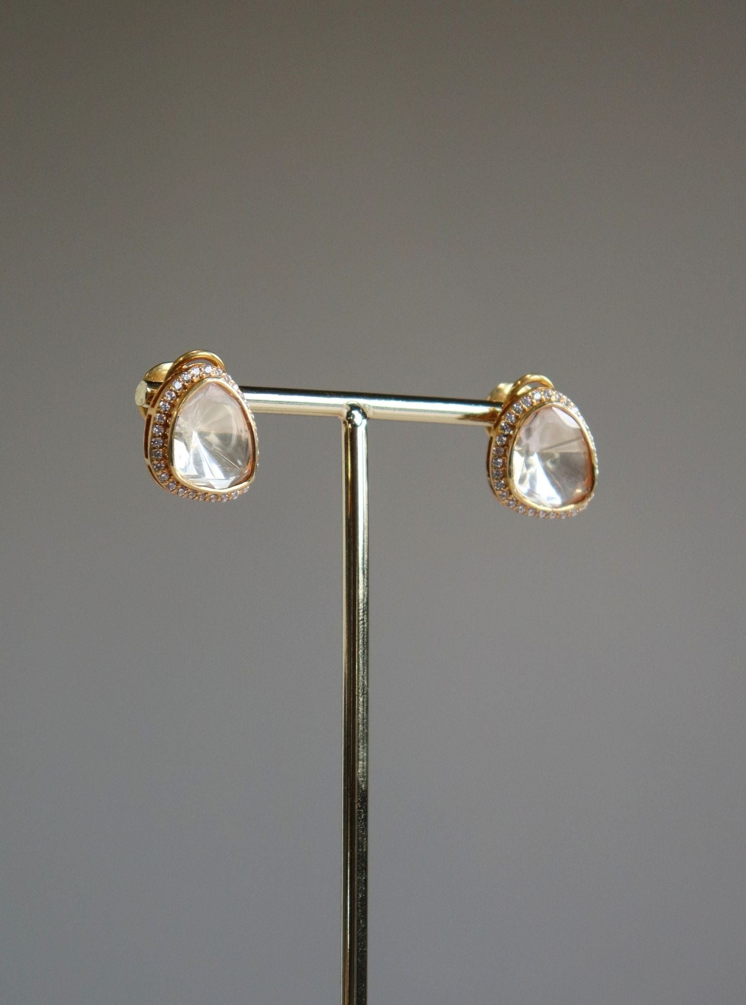 Pure Silver Kia Studs