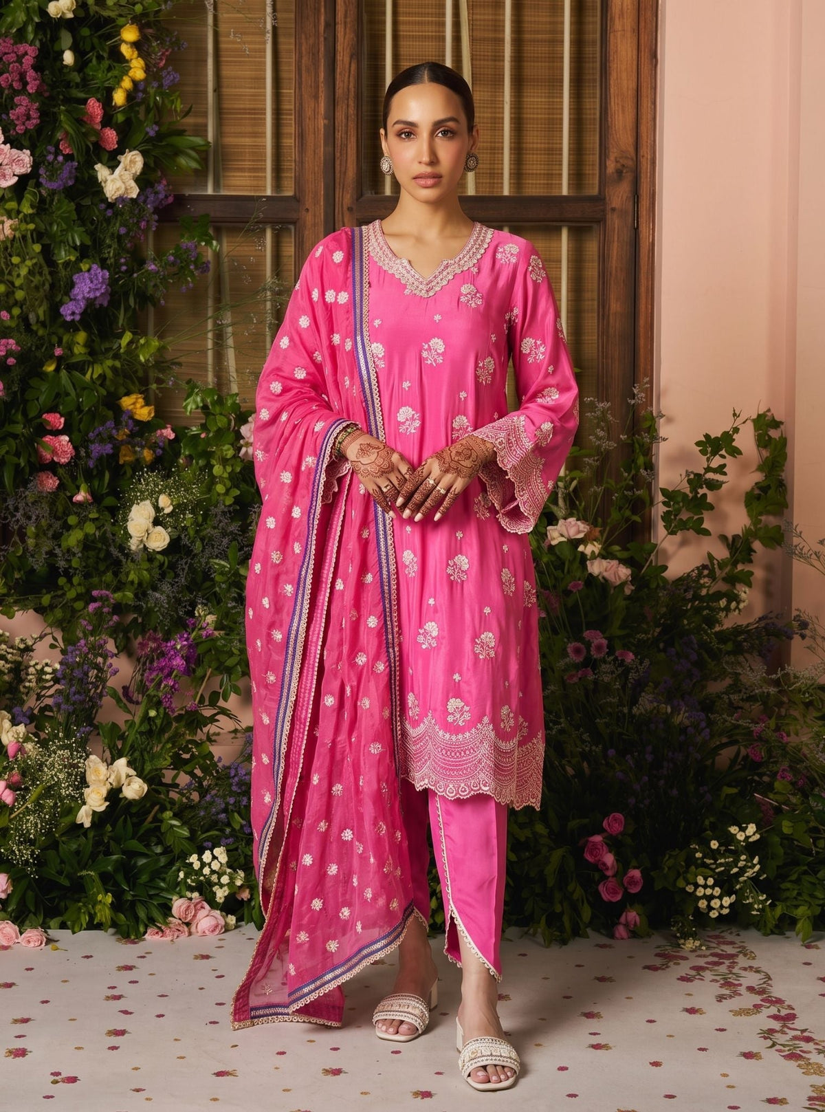 Mehar Crepe Fuschia Kurta Set