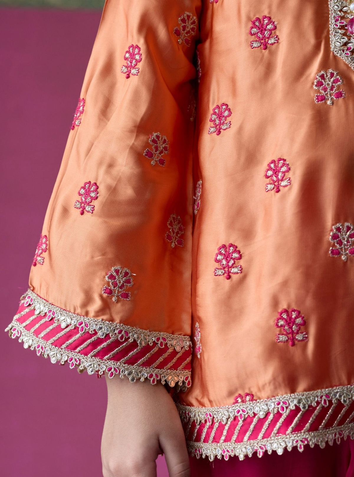 Tavi Cupro satin Orange Kurta set