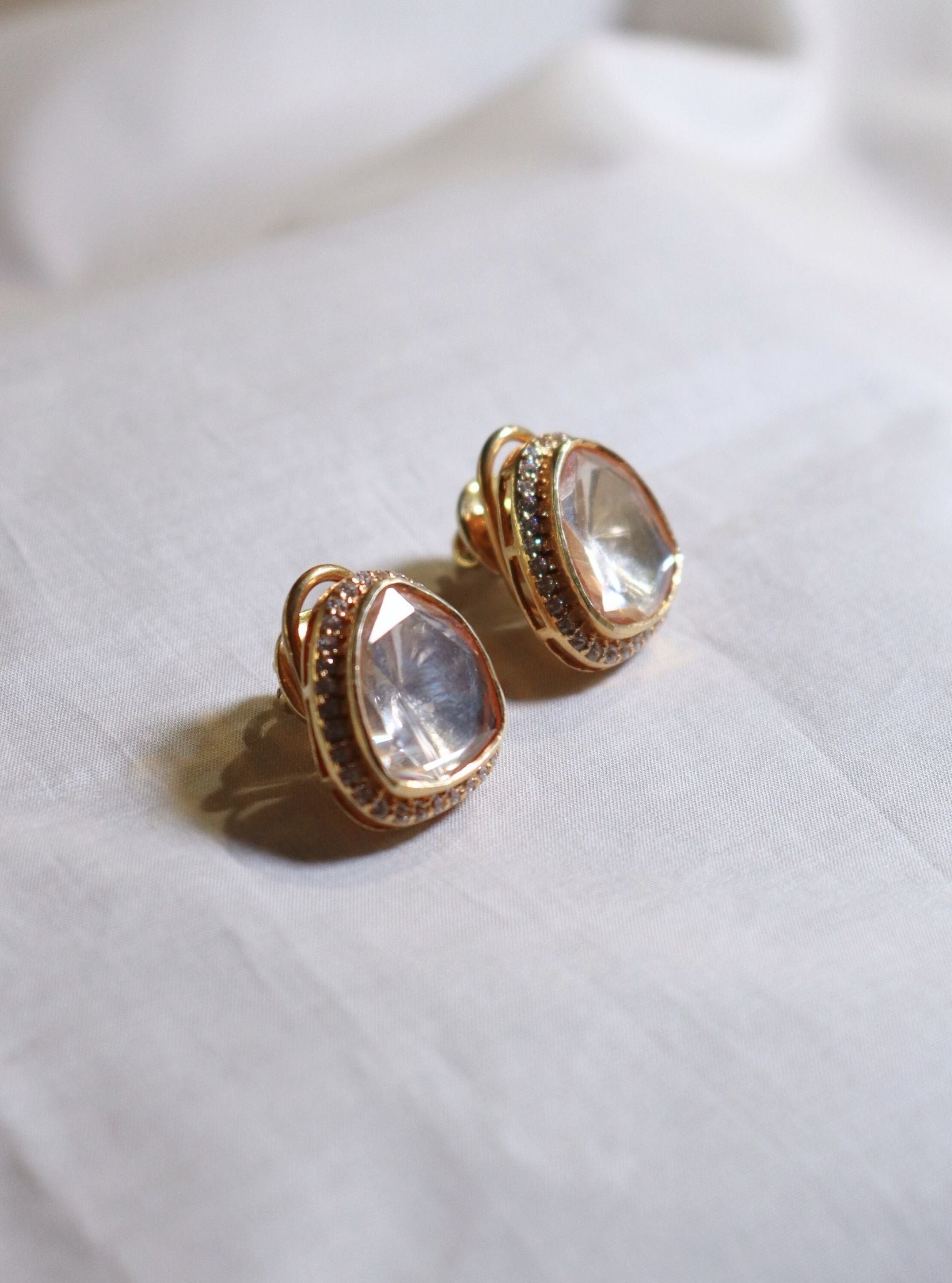 Pure Silver Kia Studs