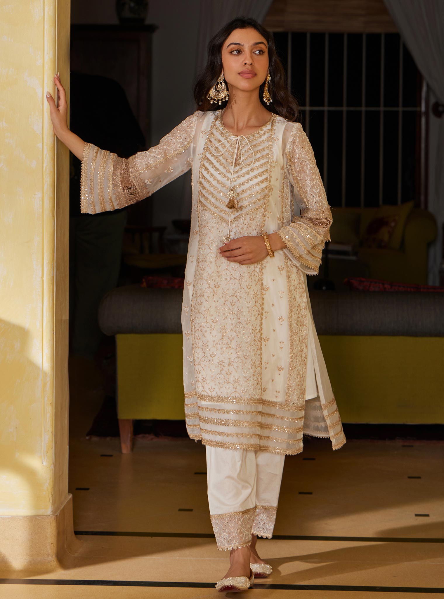 Mulmul Organza Vipas Off white Kurta with Mulmul Pima Vipas Off white Salwar