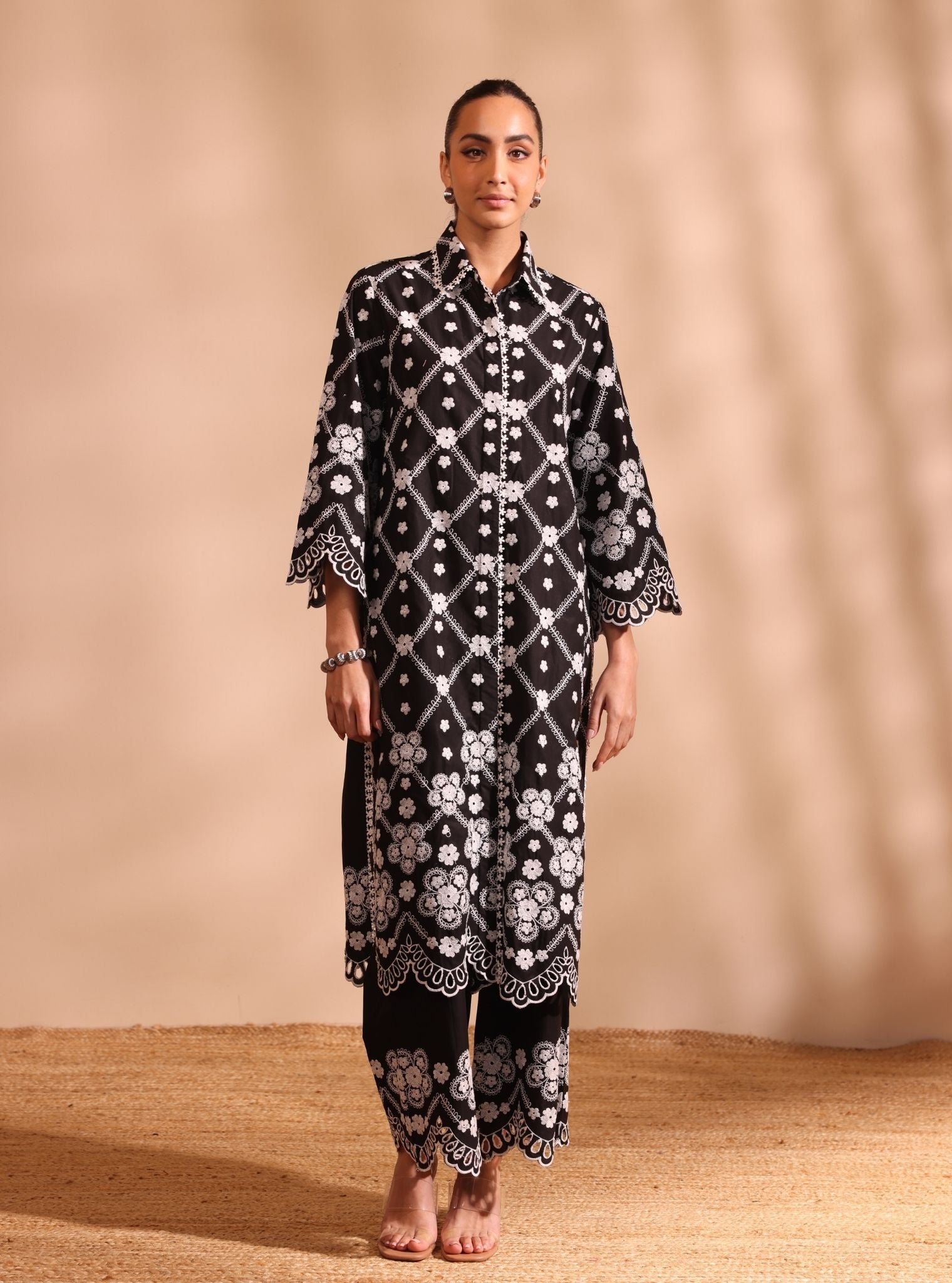 Mulmul Cotton Magnus Black Kurta With Mulmul Cotton Magnus Black Kurta