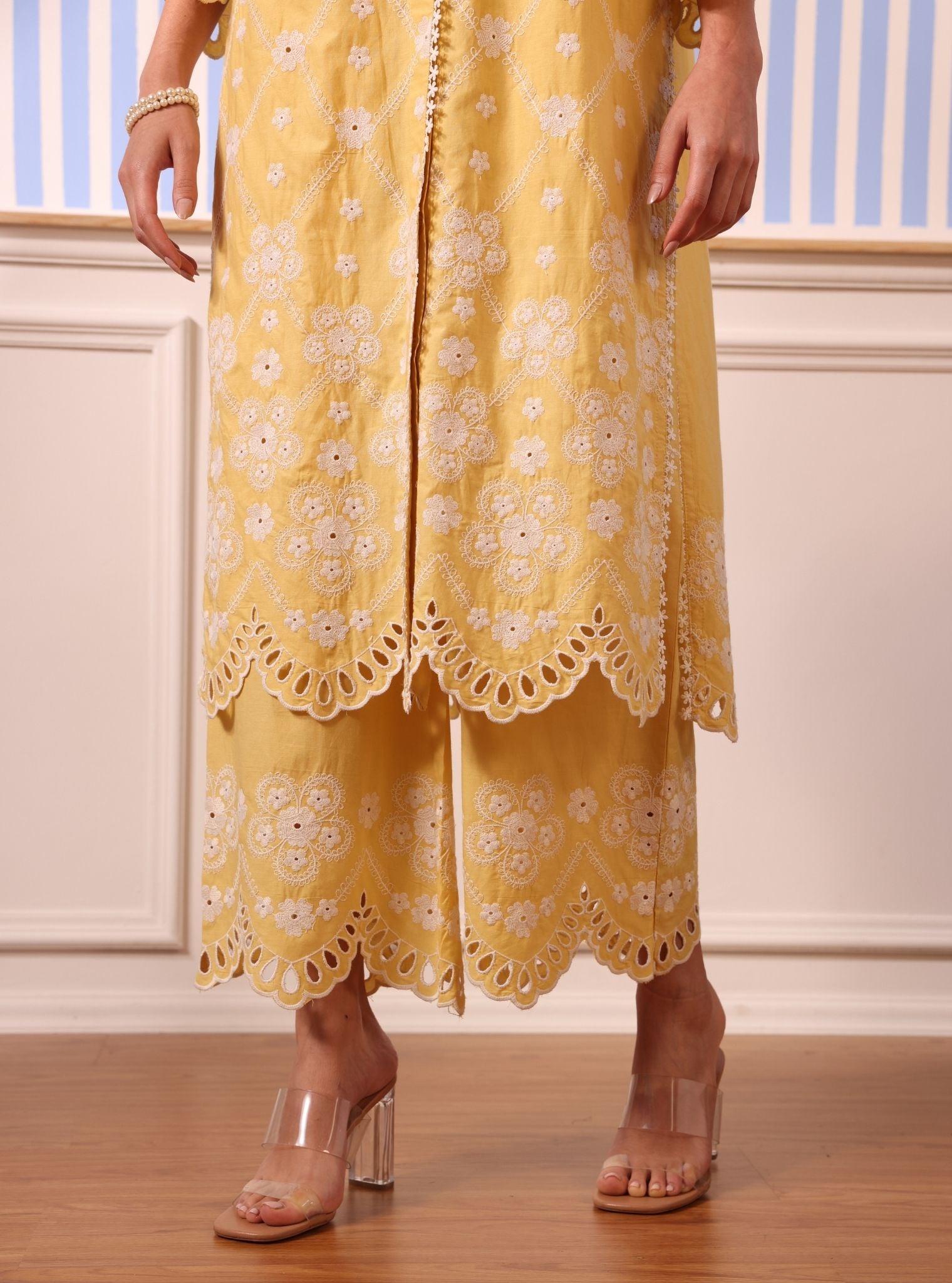 Mulmul Cotton Magnus Yellow Kurta With Mulmul Cotton Magnus Yellow Kurta